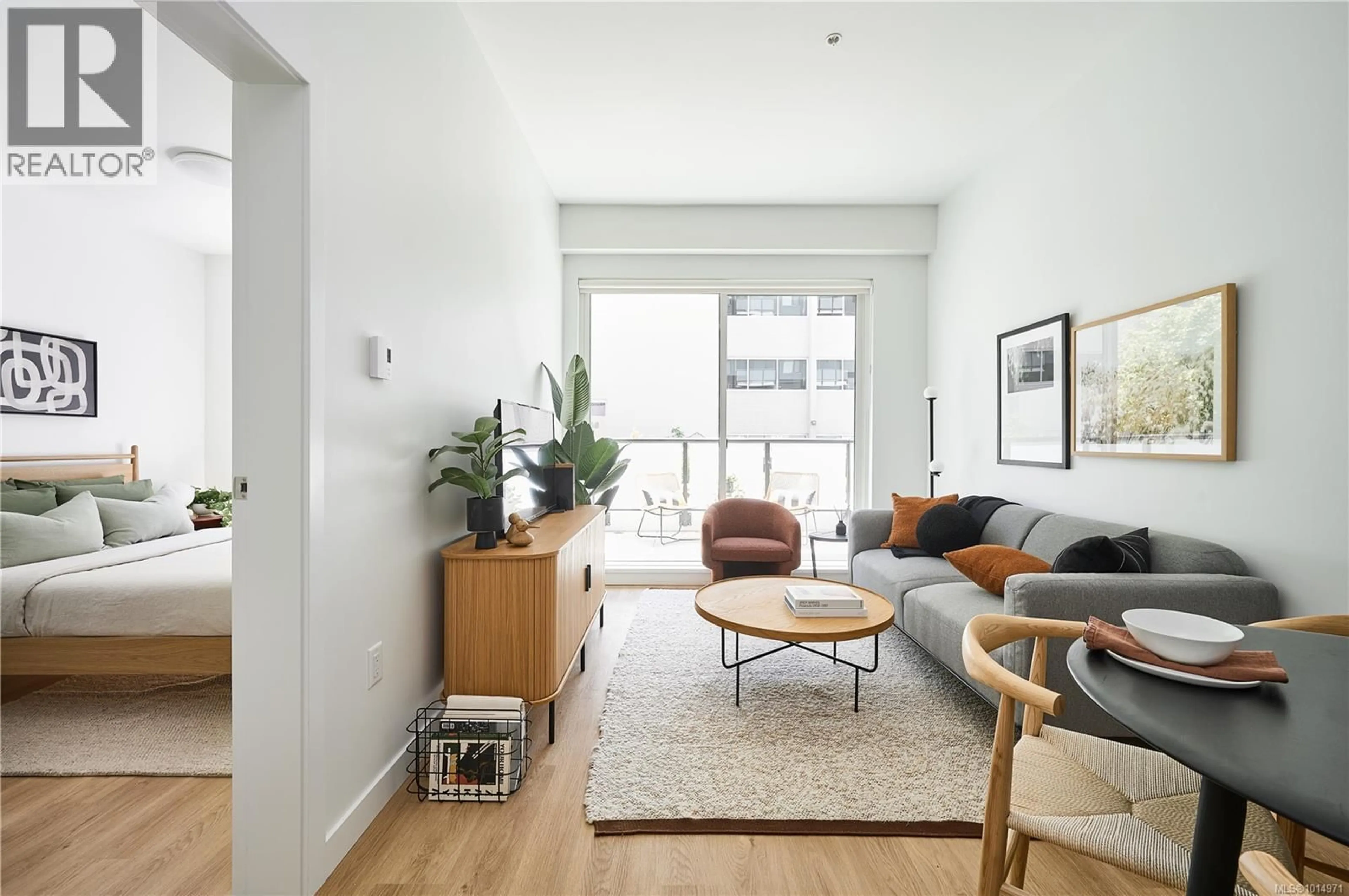 Living room with furniture, unknown for 116 - 1115 JOHNSON STREET, Victoria British Columbia V8V0H2