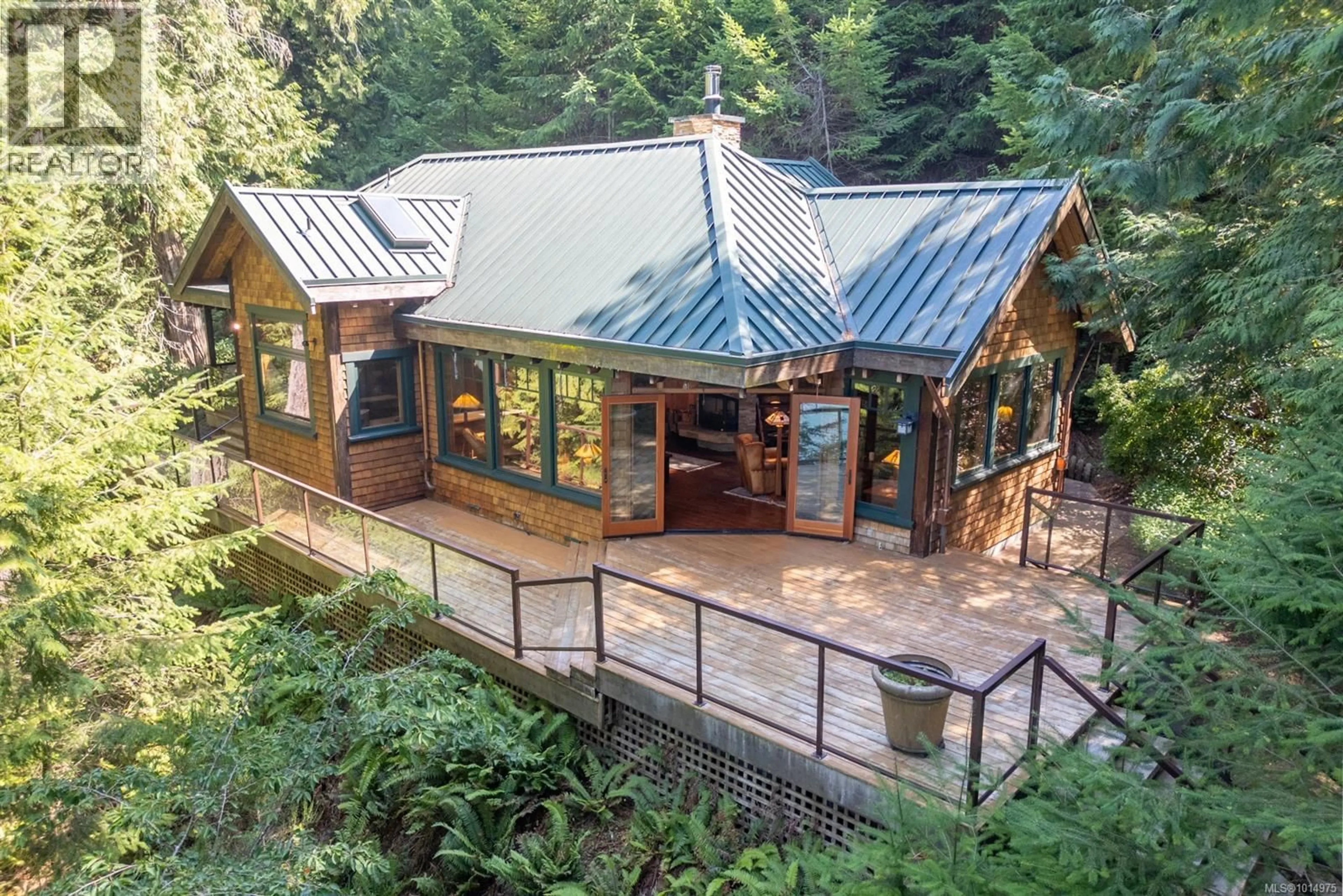 A pic from outside/outdoor area/front of a property/back of a property/a pic from drone, unknown for 8807 AINSLIE POINT ROAD, Pender Island British Columbia V0N2M3