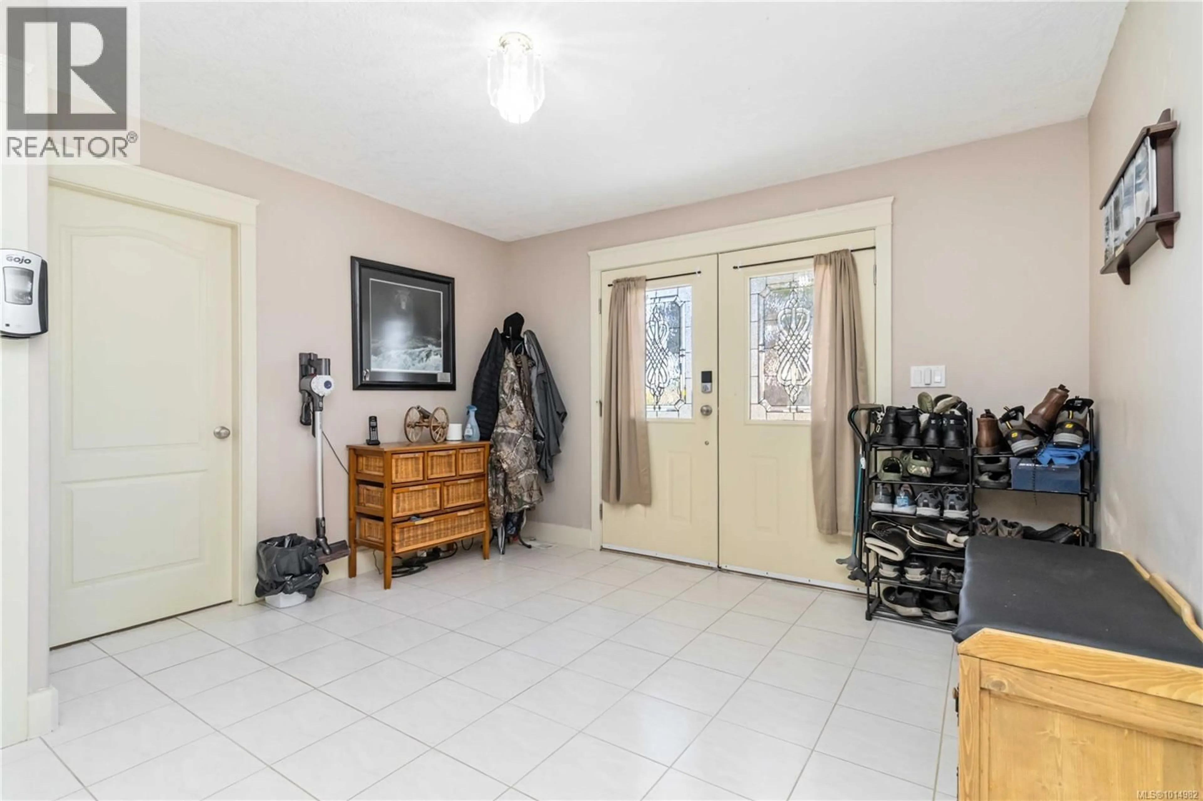 Unknown for 6260 ELAINE WAY, Central Saanich British Columbia V8Z6A1