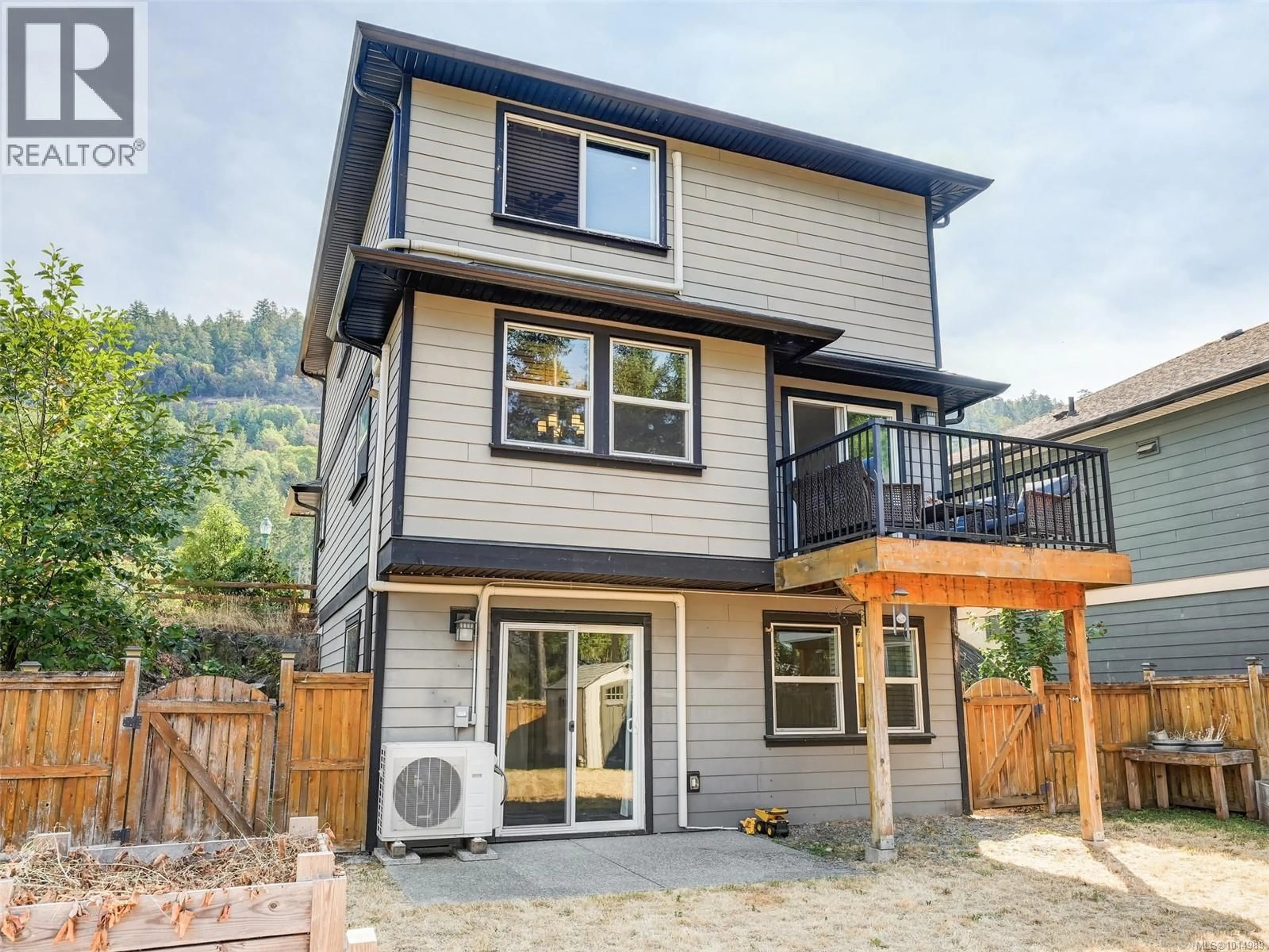 Home with vinyl exterior material, mountain view for 1042 SKYLAR CIRCLE, Shawnigan Lake British Columbia V0R2W3