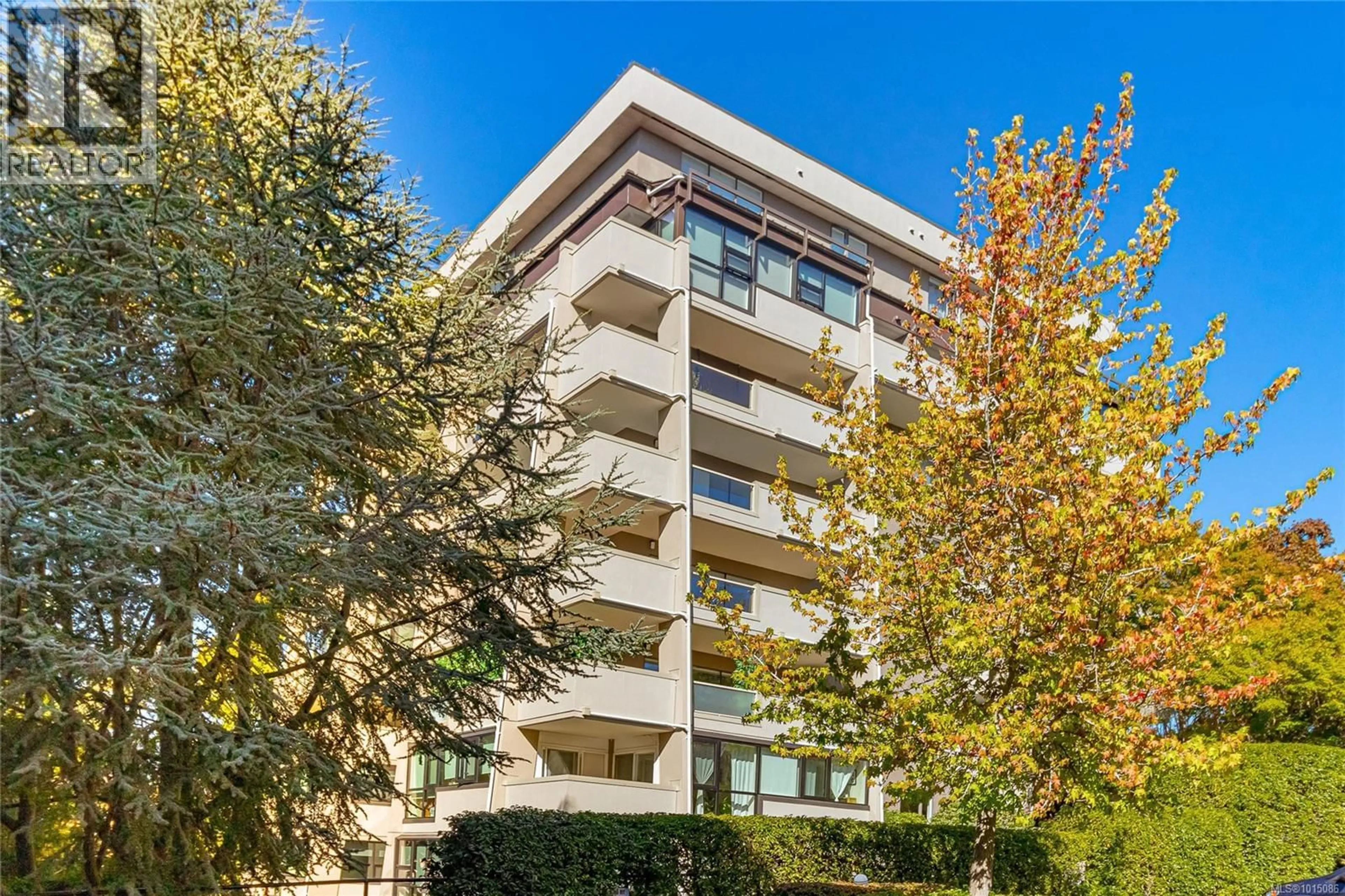 Unknown for 501 - 819 BURDETT AVENUE, Victoria British Columbia V8W1B3