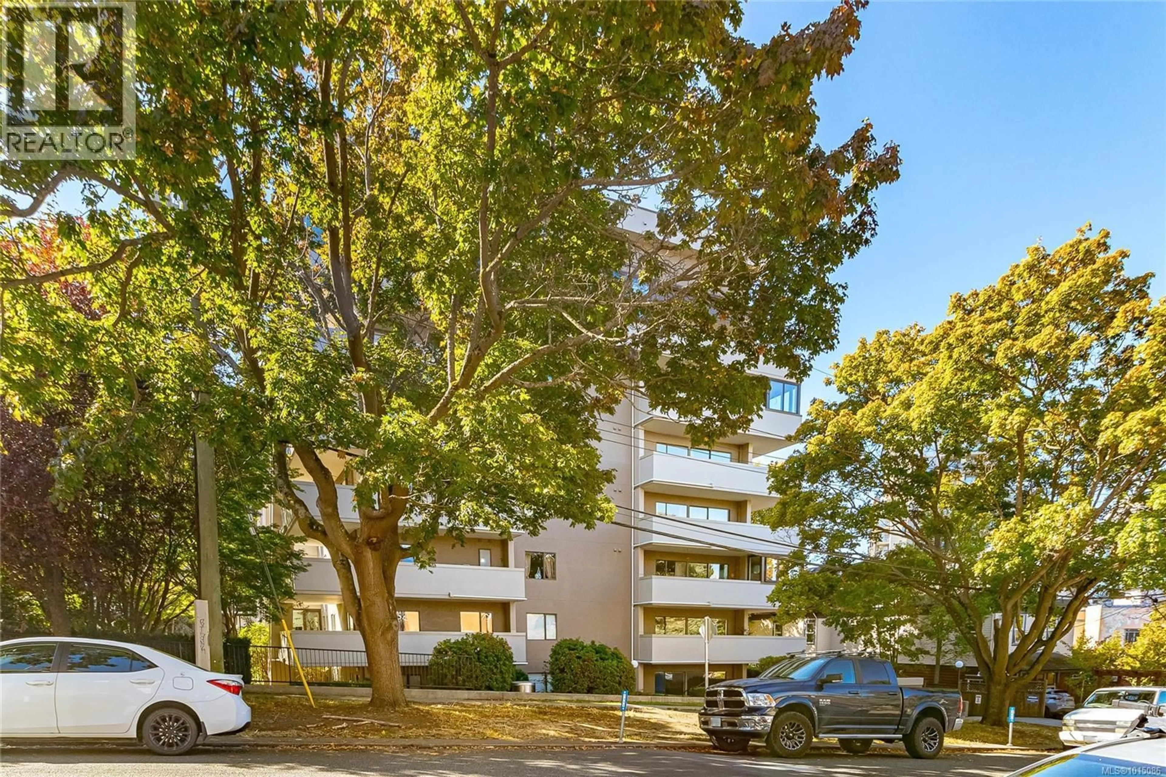 Unknown for 501 - 819 BURDETT AVENUE, Victoria British Columbia V8W1B3