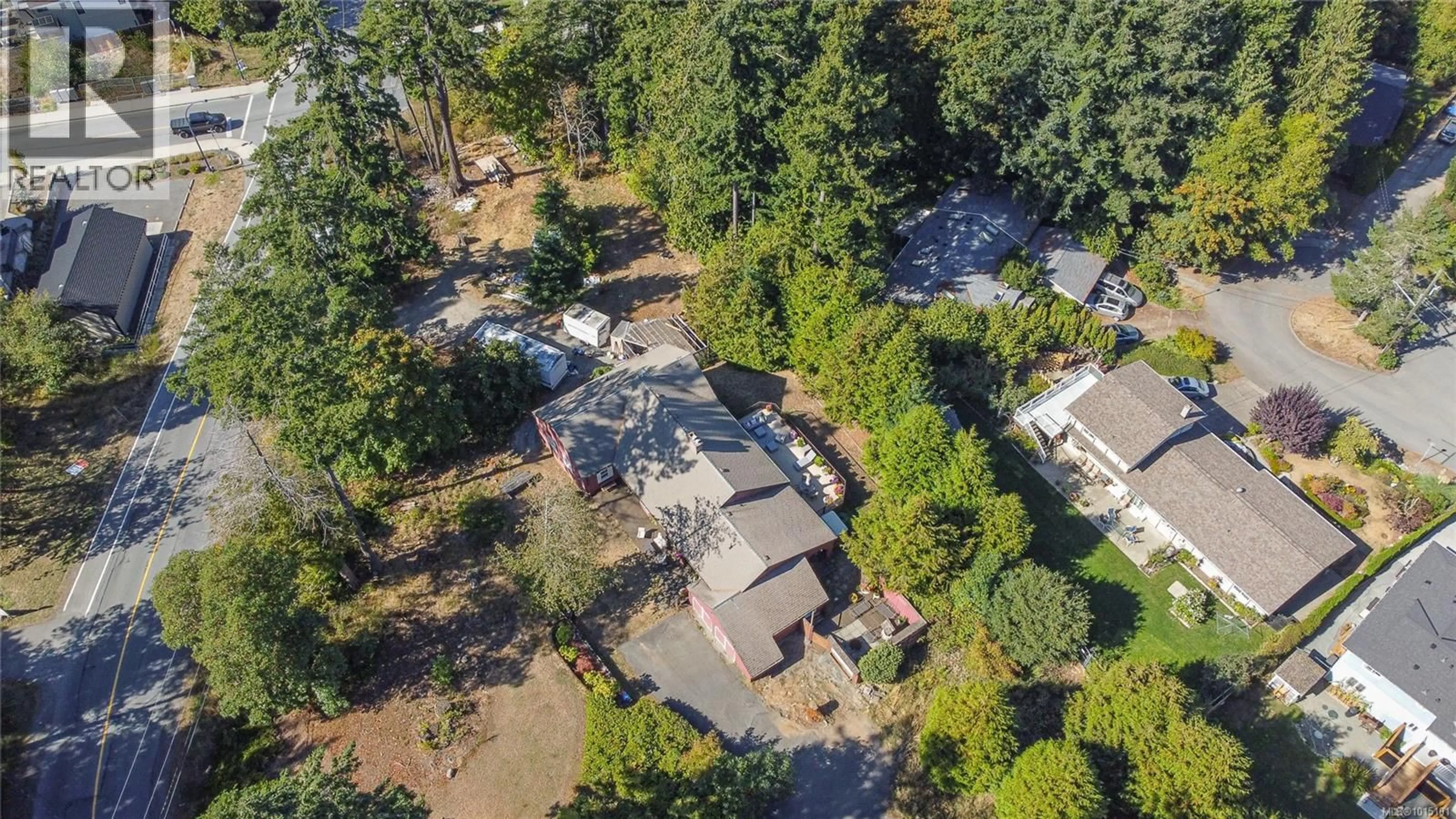 A pic from outside/outdoor area/front of a property/back of a property/a pic from drone, forest/trees view for 918 WALFRED ROAD, Langford British Columbia V9C2P4