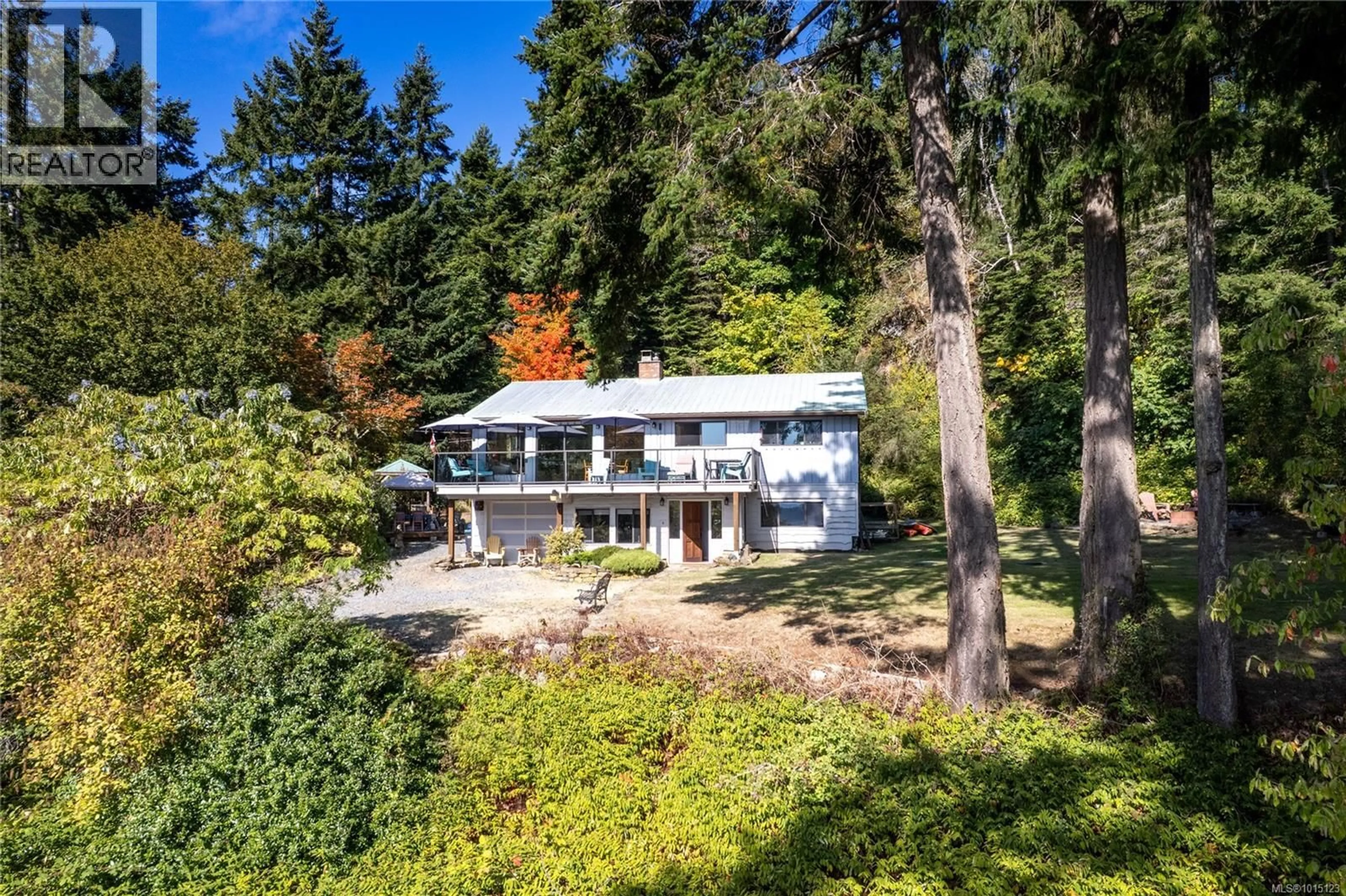 A pic from outside/outdoor area/front of a property/back of a property/a pic from drone, unknown for 2530 SPRING BEACH DRIVE, Gabriola Island British Columbia V0R1X7