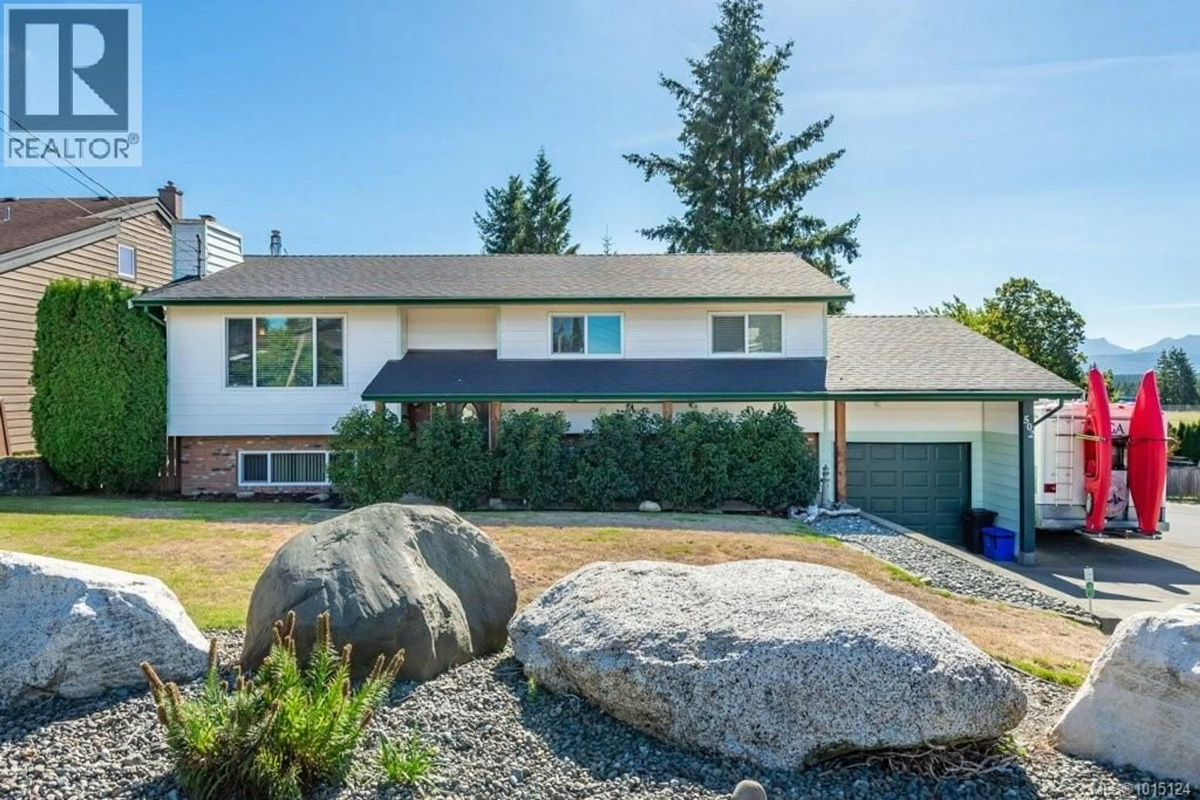 Home with vinyl exterior material, unknown for 502 BIRCH STREET SOUTH, Campbell River British Columbia V9W6A8