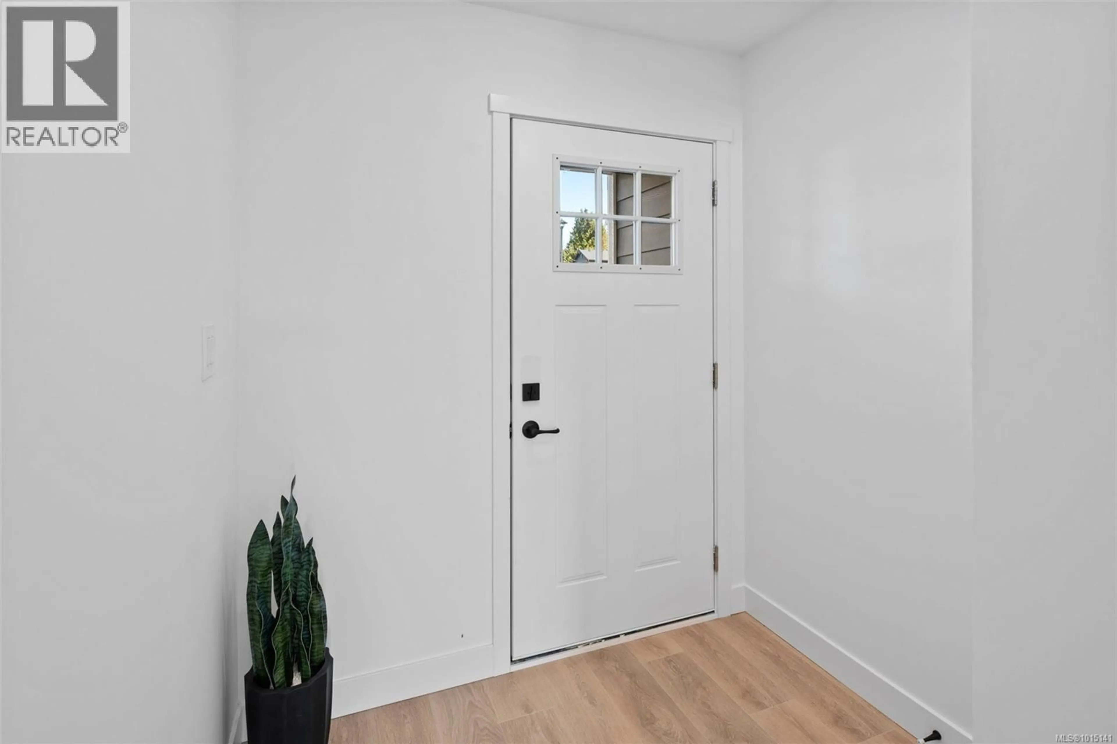 Indoor entryway for B - 2032 STONE HEARTH LANE, Sooke British Columbia V9Z1L3