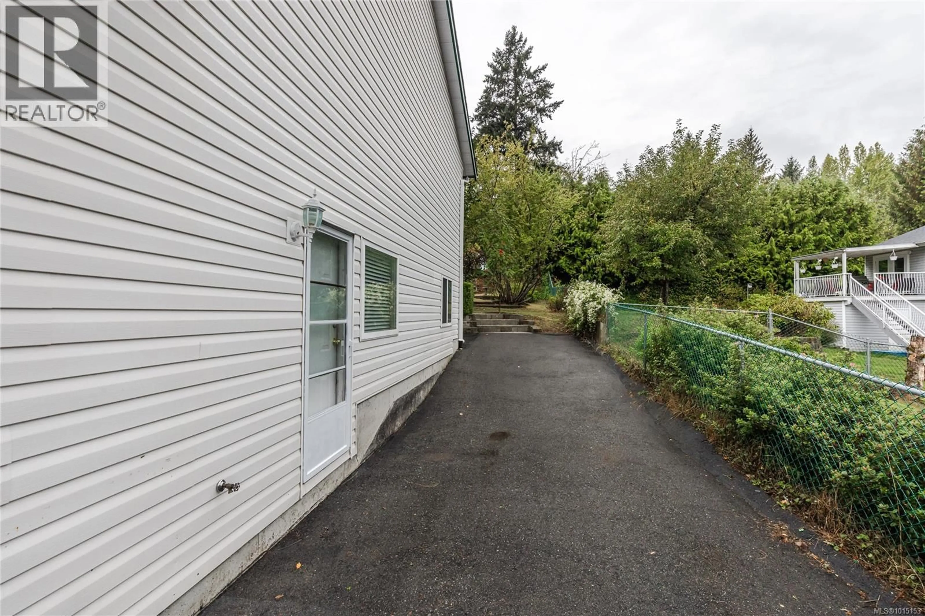 Unknown for 1003 BRAMBLEWOOD LANE, Nanaimo British Columbia V9R6N9