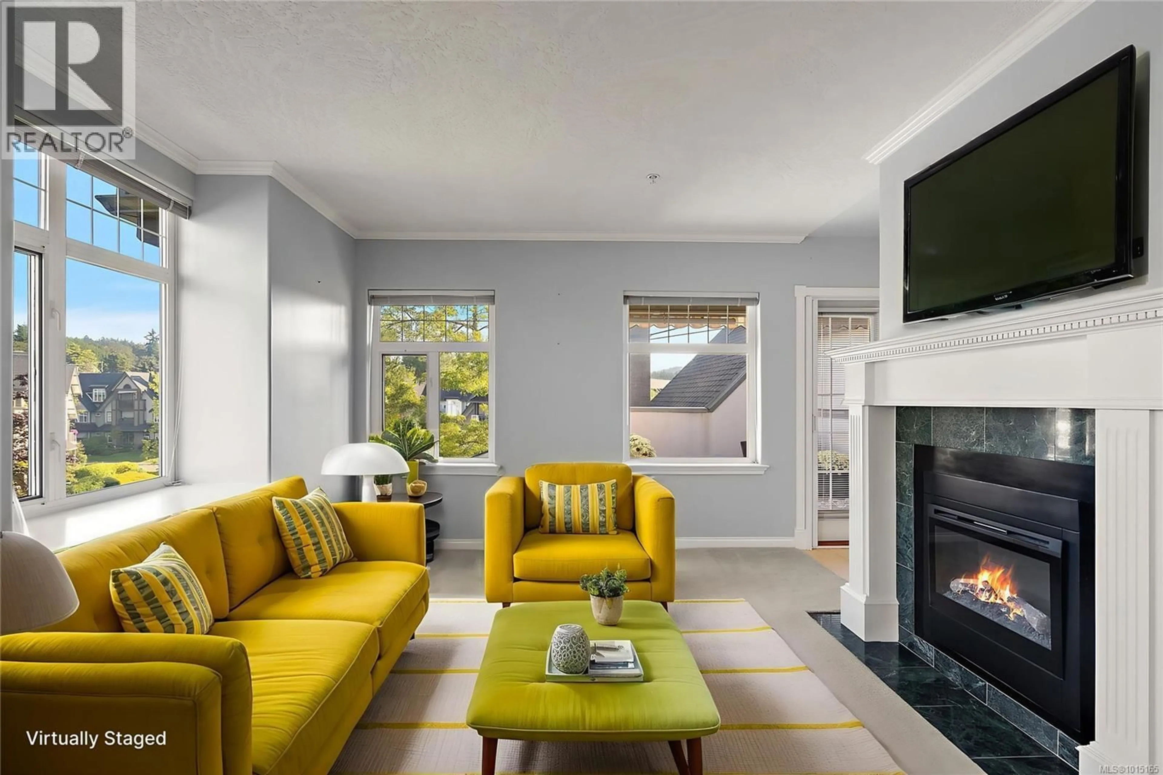 Living room with furniture, unknown for 349 - 4484 CHATTERTON WAY, Saanich British Columbia V8X5H7