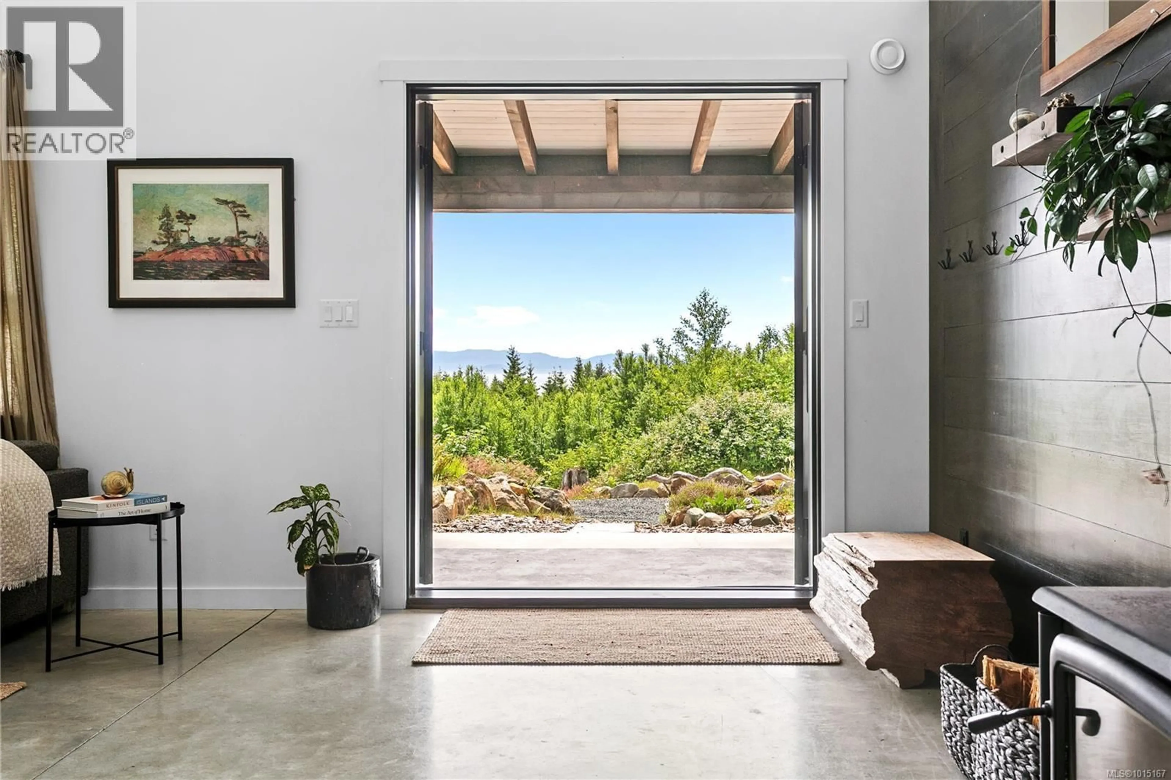 Indoor entryway for 3952 TRAILHEAD DRIVE, Sooke British Columbia V9Z1L1