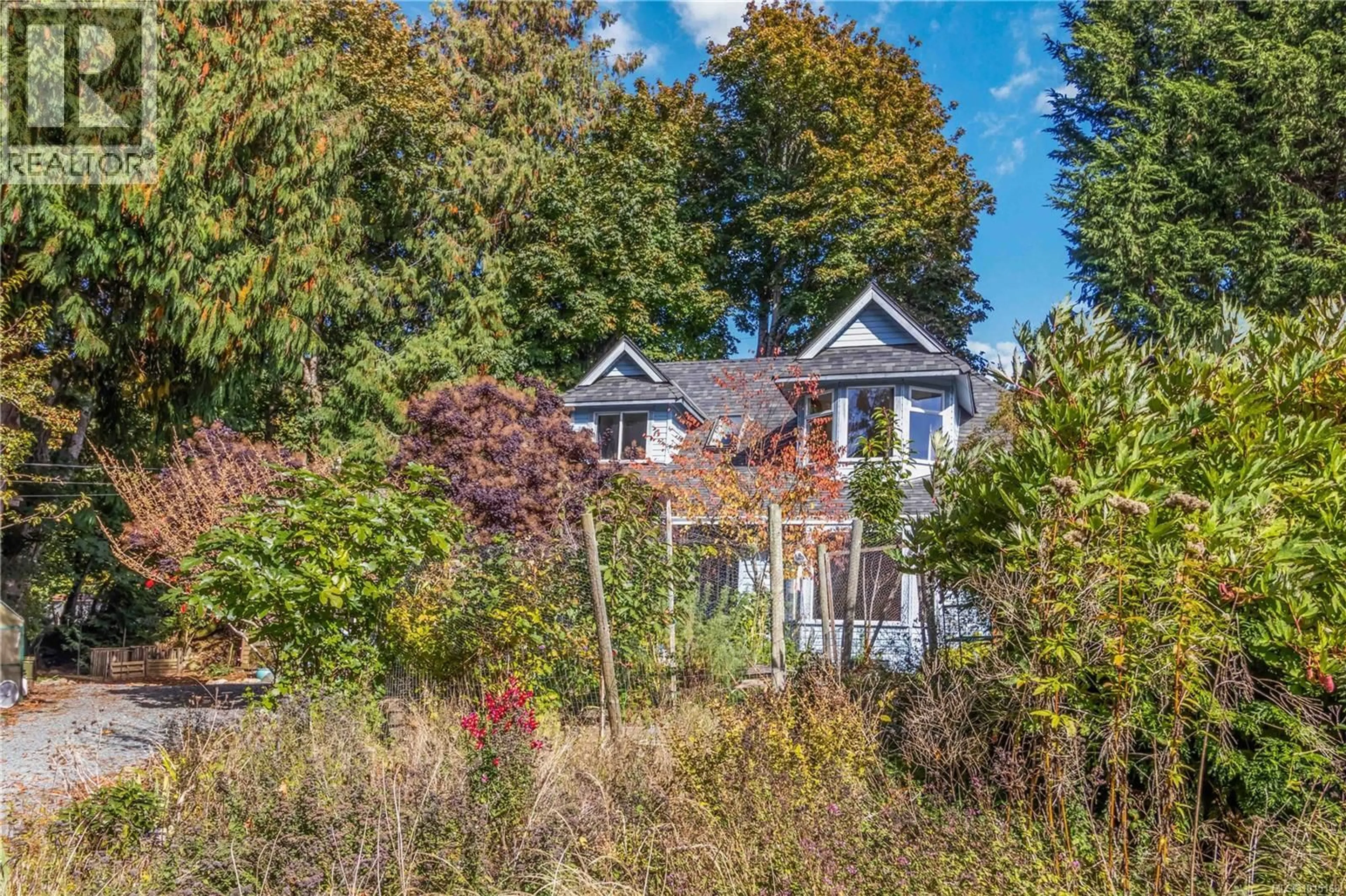 A pic from outside/outdoor area/front of a property/back of a property/a pic from drone, street for 2141 HENLYN DRIVE, Sooke British Columbia V9Z0N5