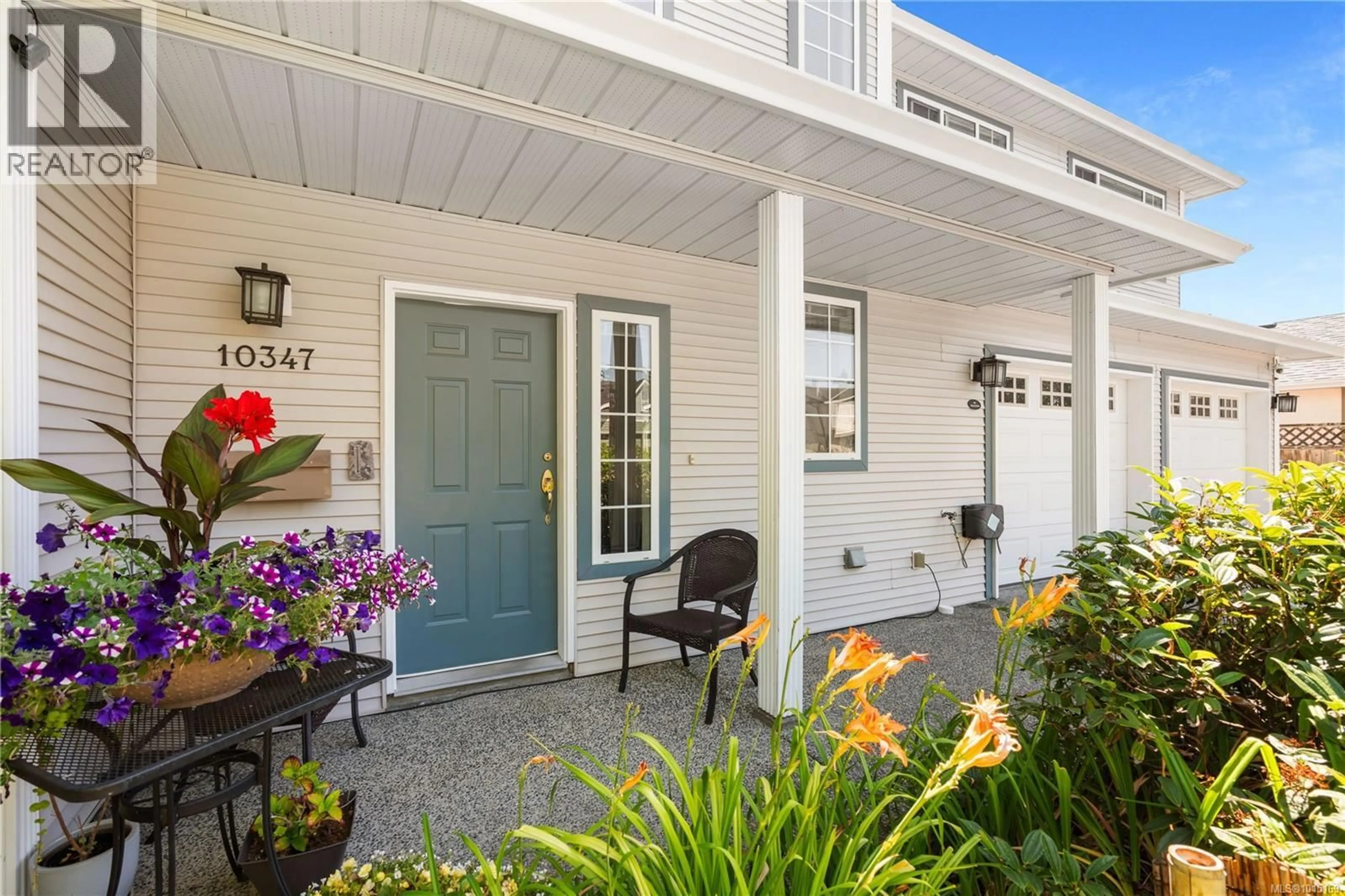 Indoor entryway for 10347 BOWERBANK ROAD, Sidney British Columbia V8L3L6