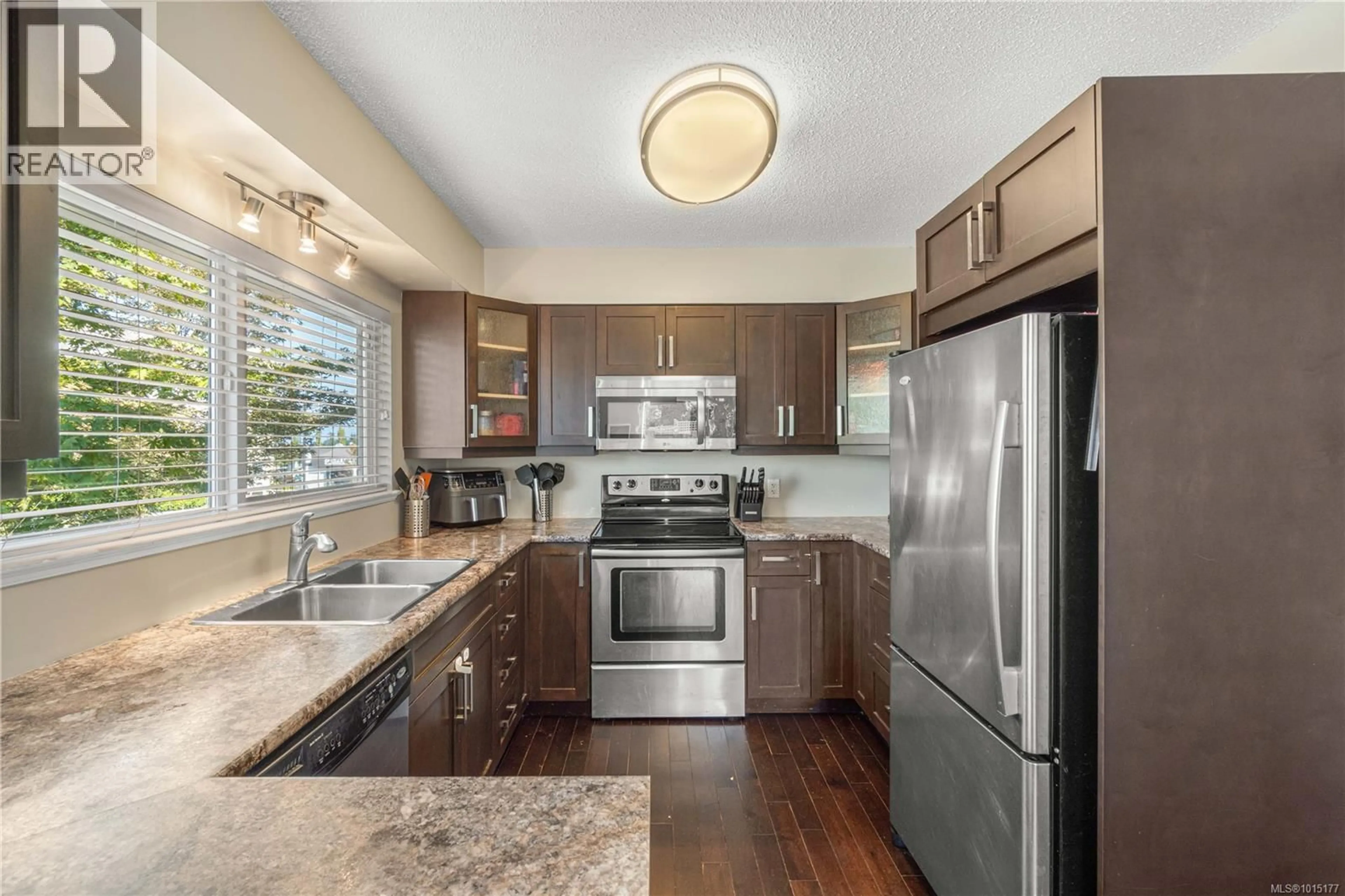 Open concept kitchen, unknown for 222 MORISON AVENUE, Parksville British Columbia V9P1K7