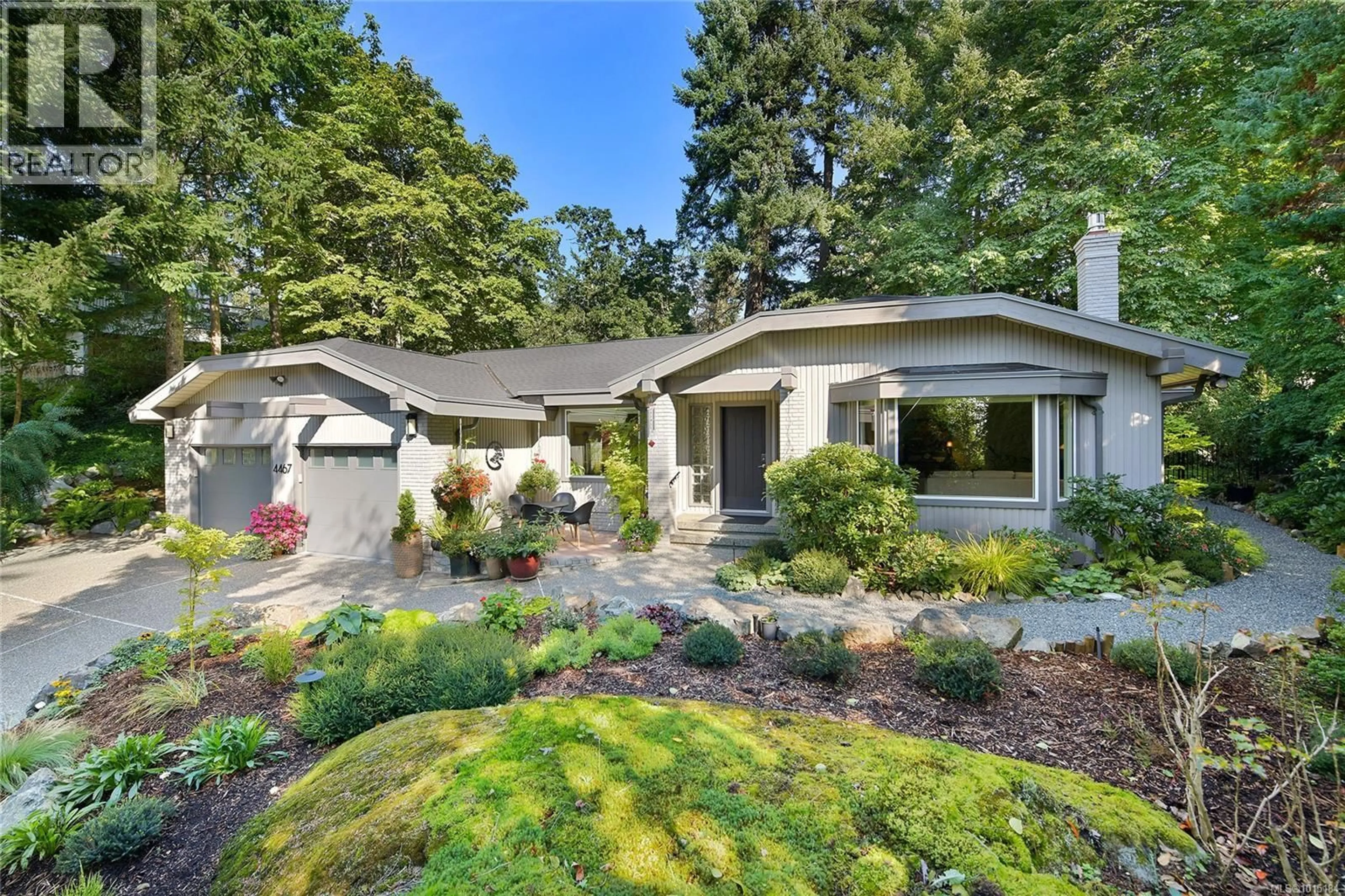 Unknown for 4467 AUTUMNWOOD LANE, Saanich British Columbia V8X4V8
