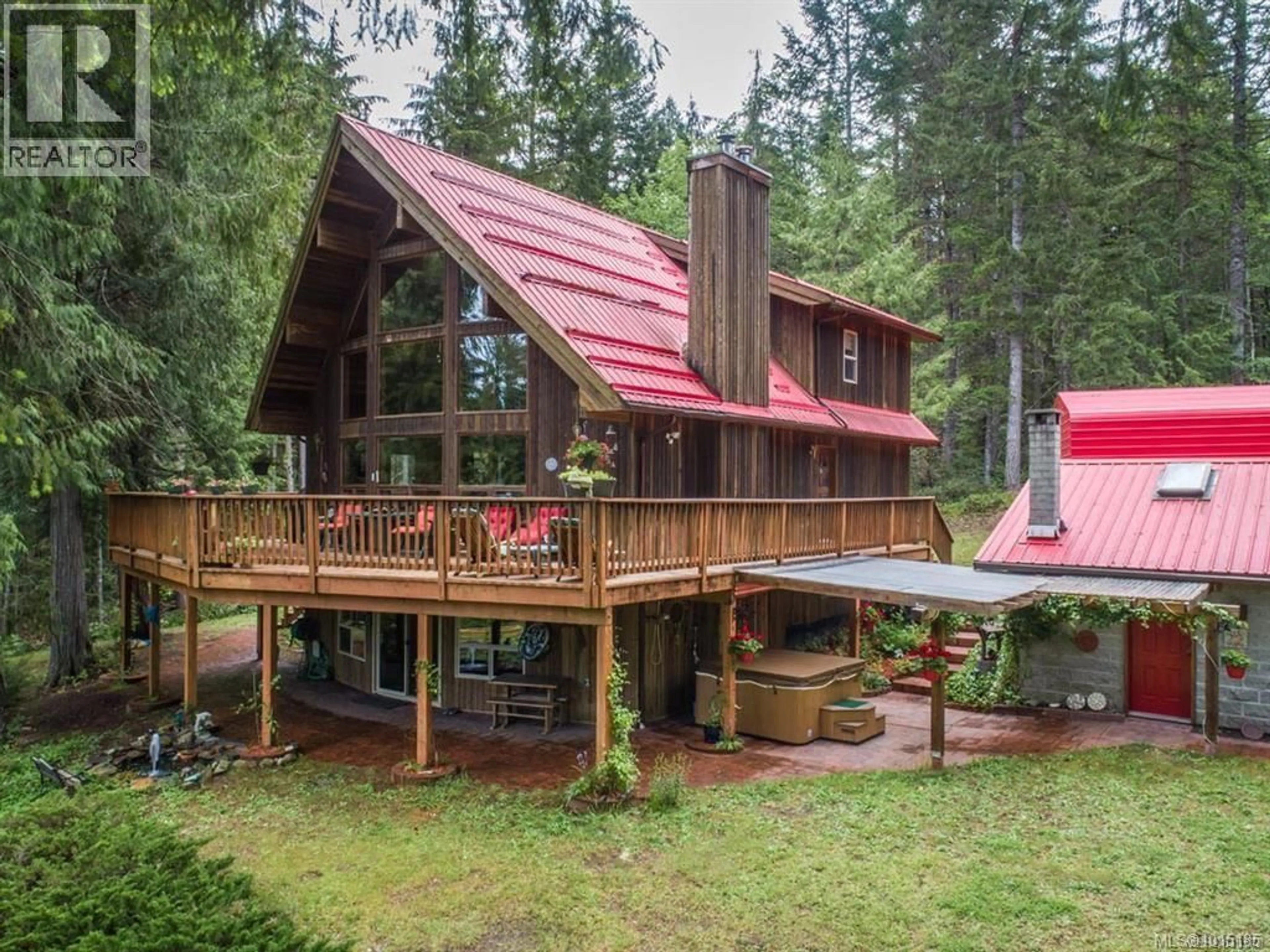 A pic from outside/outdoor area/front of a property/back of a property/a pic from drone, unknown for 3211 COLPMAN ROAD, Cobble Hill British Columbia V9L6N5