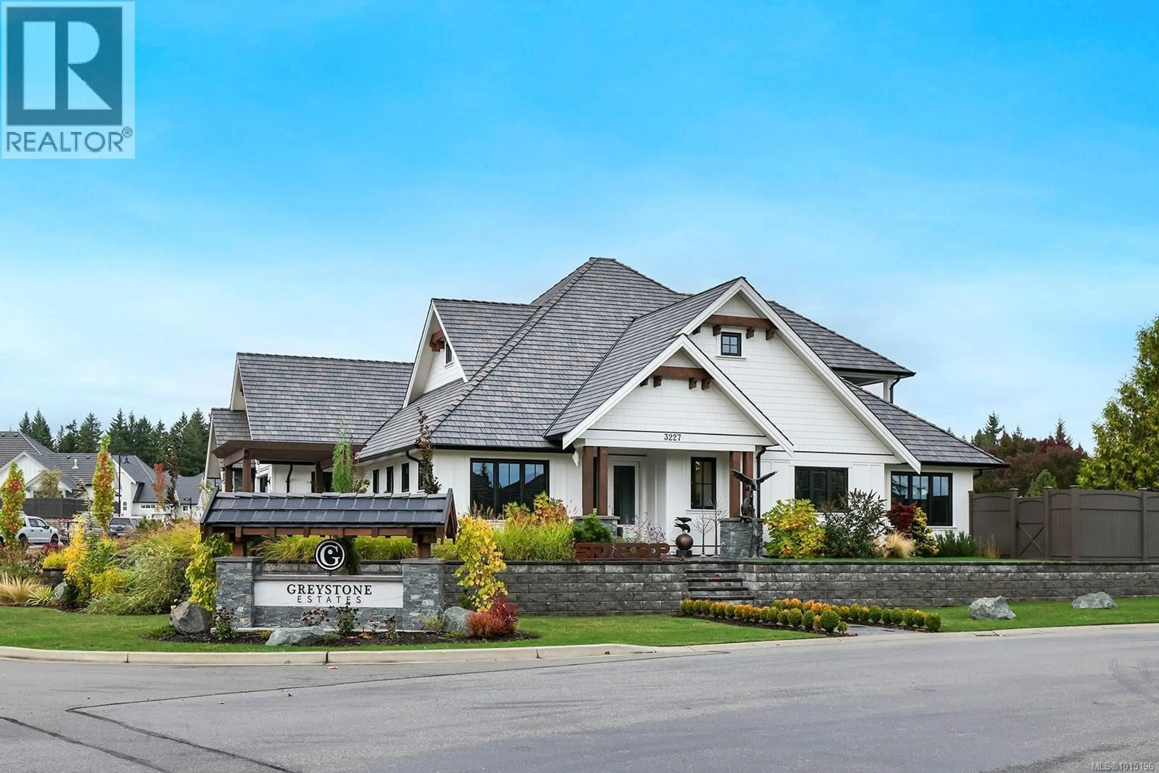 Home with vinyl exterior material, unknown for 3227 WINCHESTER AVENUE, Courtenay British Columbia V9N0H6