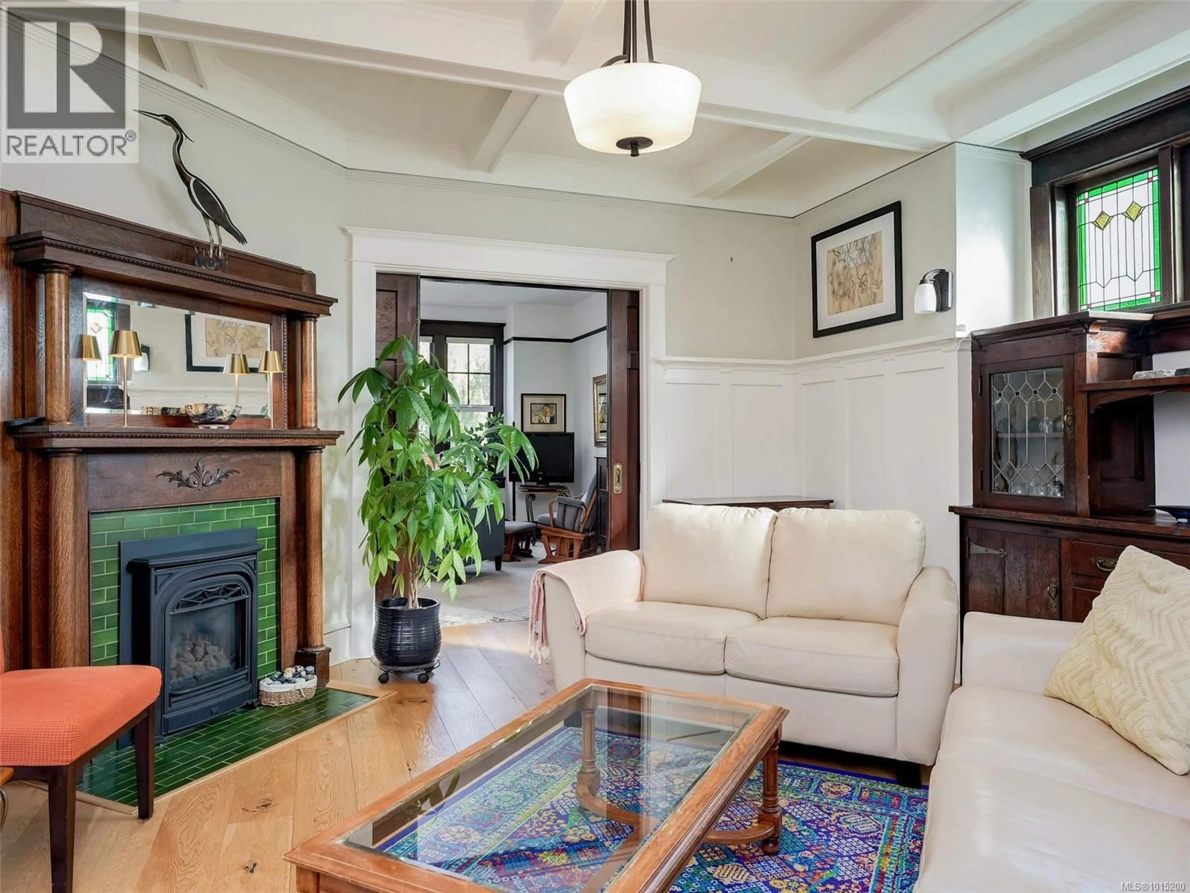 Living room with furniture, unknown for 1165 BURDETT AVENUE, Victoria British Columbia V8V3H3