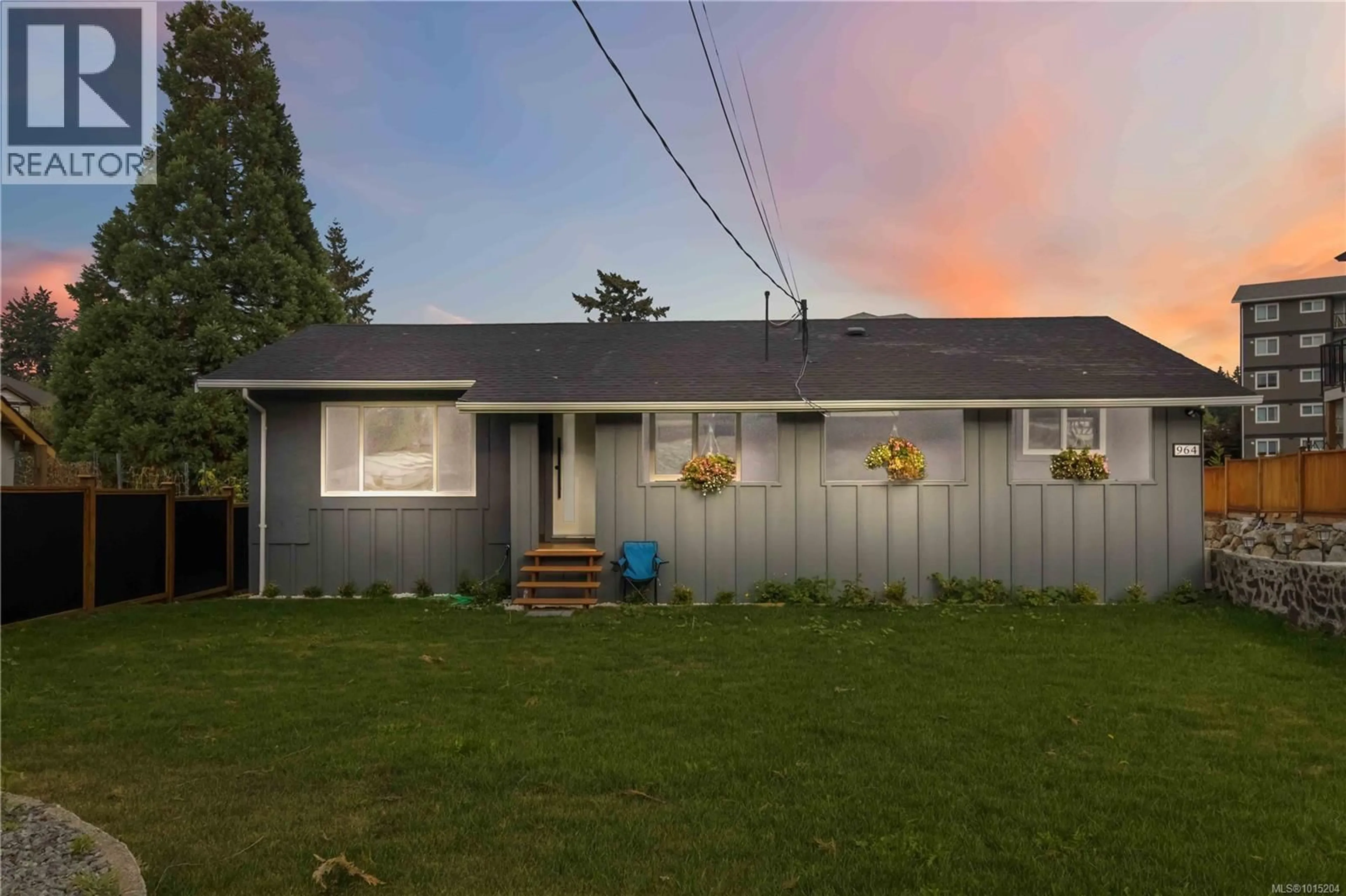 Unknown for 964 LOCH GLEN PLACE, Langford British Columbia V9B4Z5