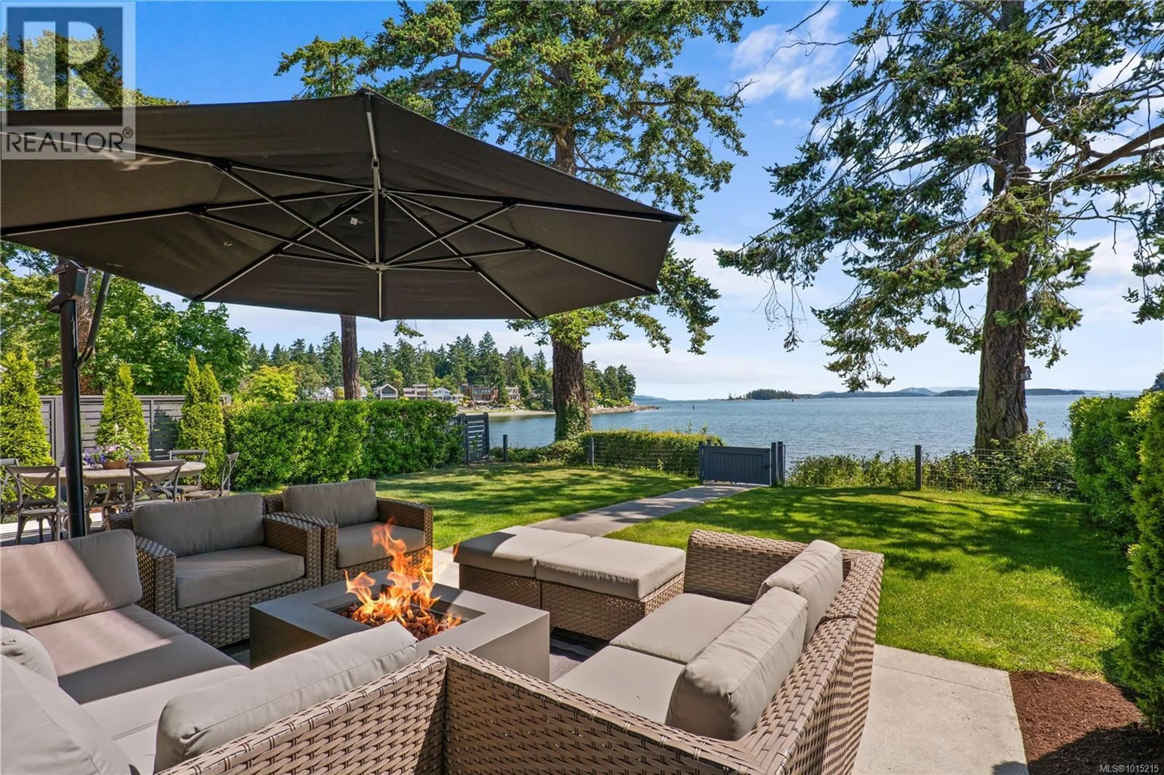 Patio, water/lake/river/ocean view for 10383 ALLBAY ROAD, Sidney British Columbia V8L2N8