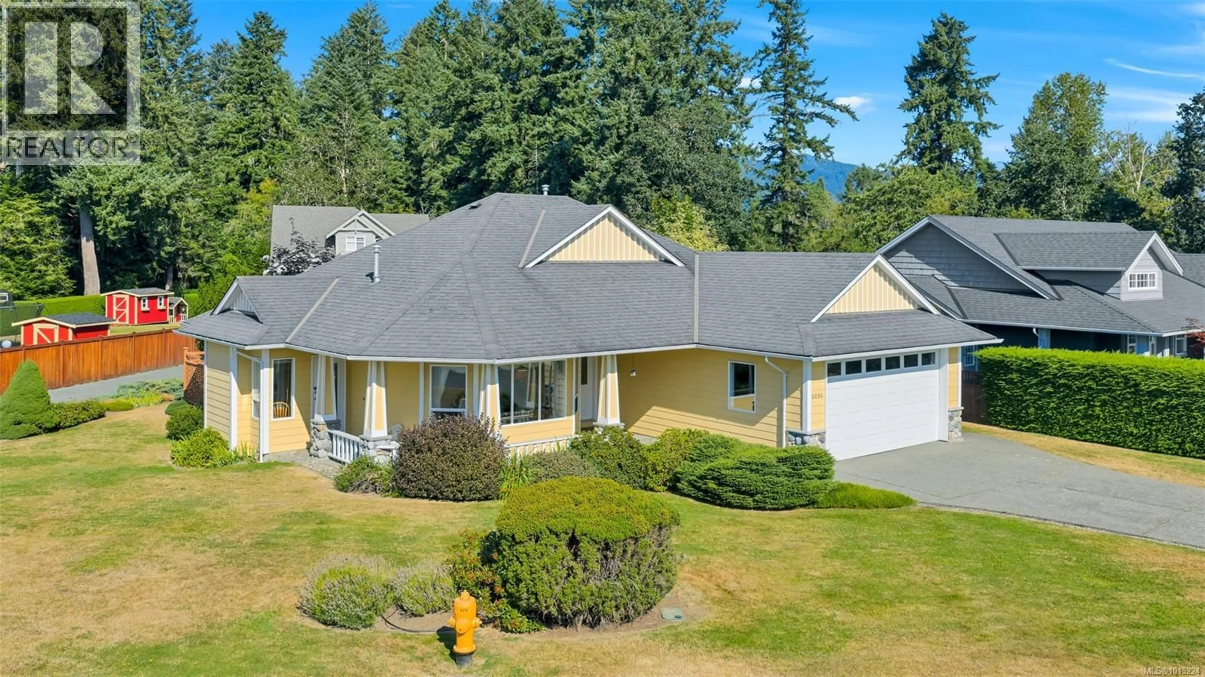 A pic from outside/outdoor area/front of a property/back of a property/a pic from drone, unknown for 6094 YORK ROAD, Duncan British Columbia V9L5G8