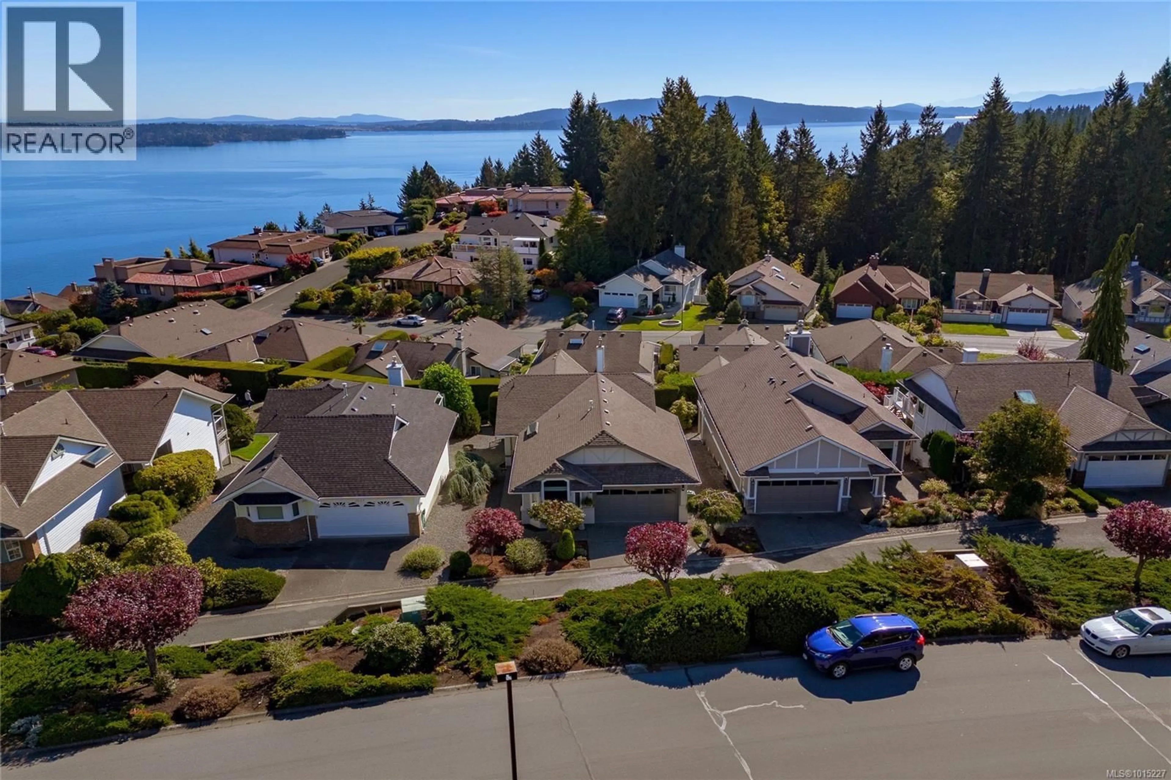 A pic from outside/outdoor area/front of a property/back of a property/a pic from drone, water/lake/river/ocean view for 3619 PARK LANE, Cobble Hill British Columbia V8H0K8