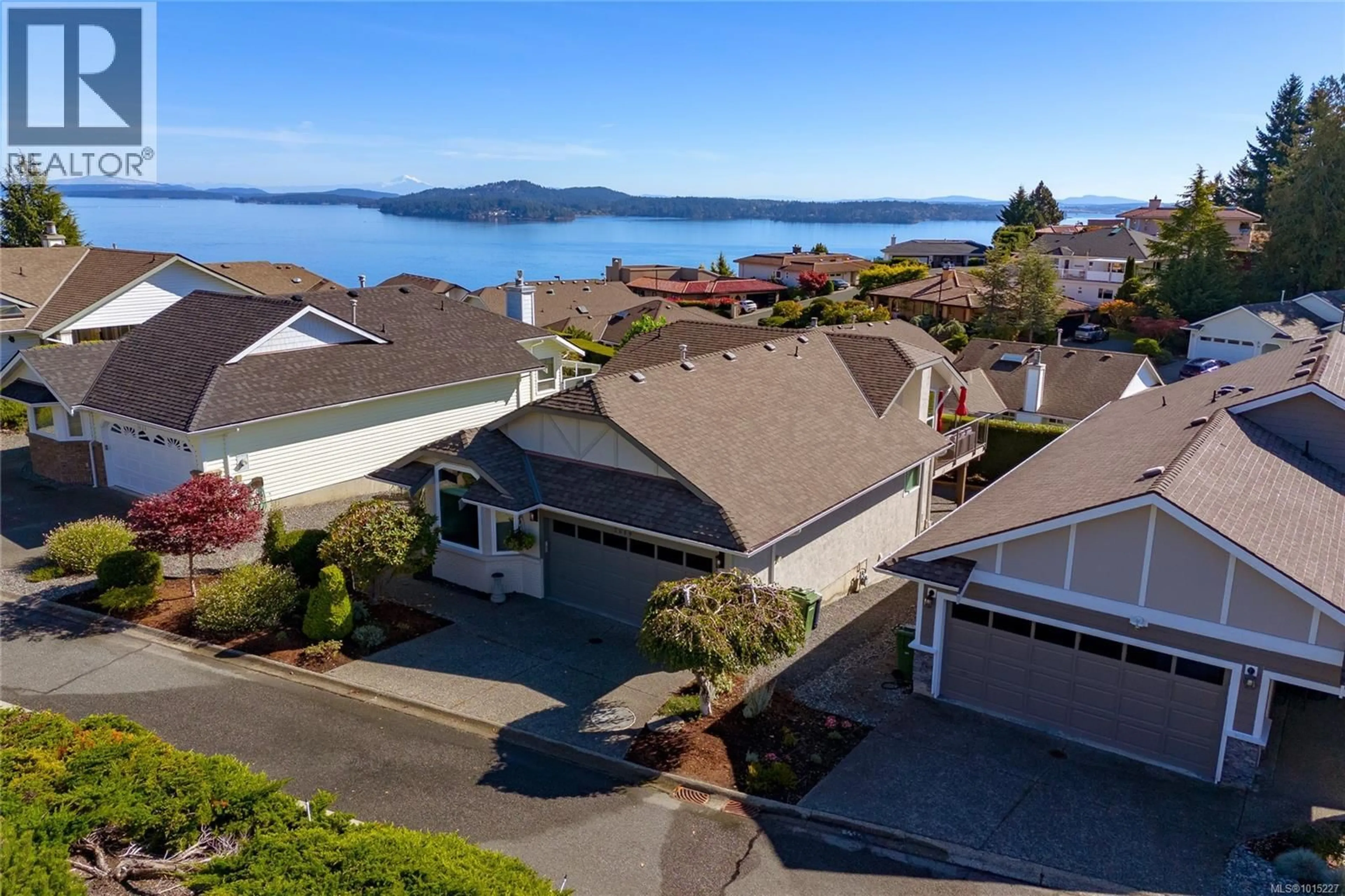 A pic from outside/outdoor area/front of a property/back of a property/a pic from drone, water/lake/river/ocean view for 3619 PARK LANE, Cobble Hill British Columbia V8H0K8