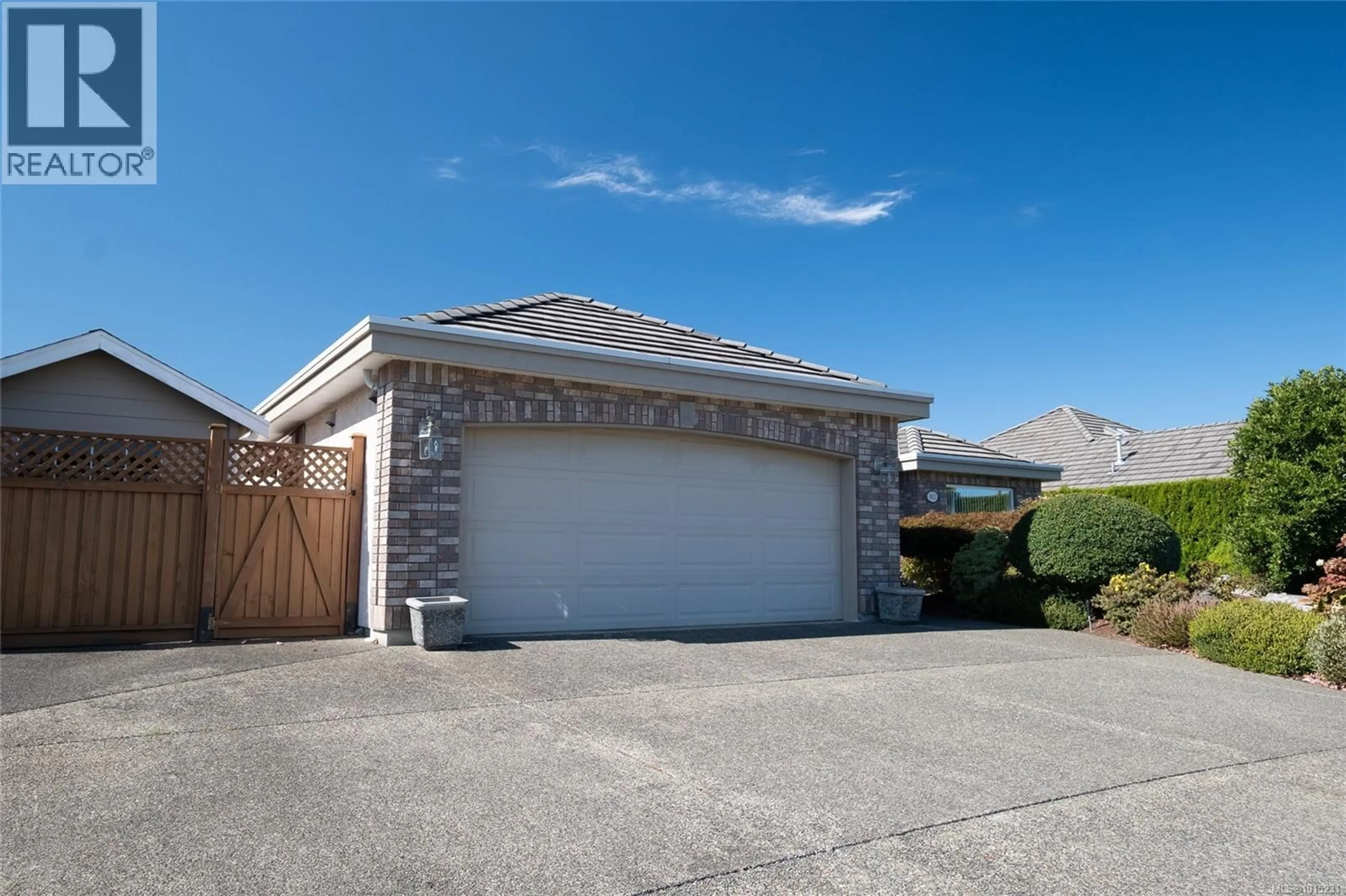 Unknown for 802 SUSSEX PLACE, Qualicum Beach British Columbia V9K2P2