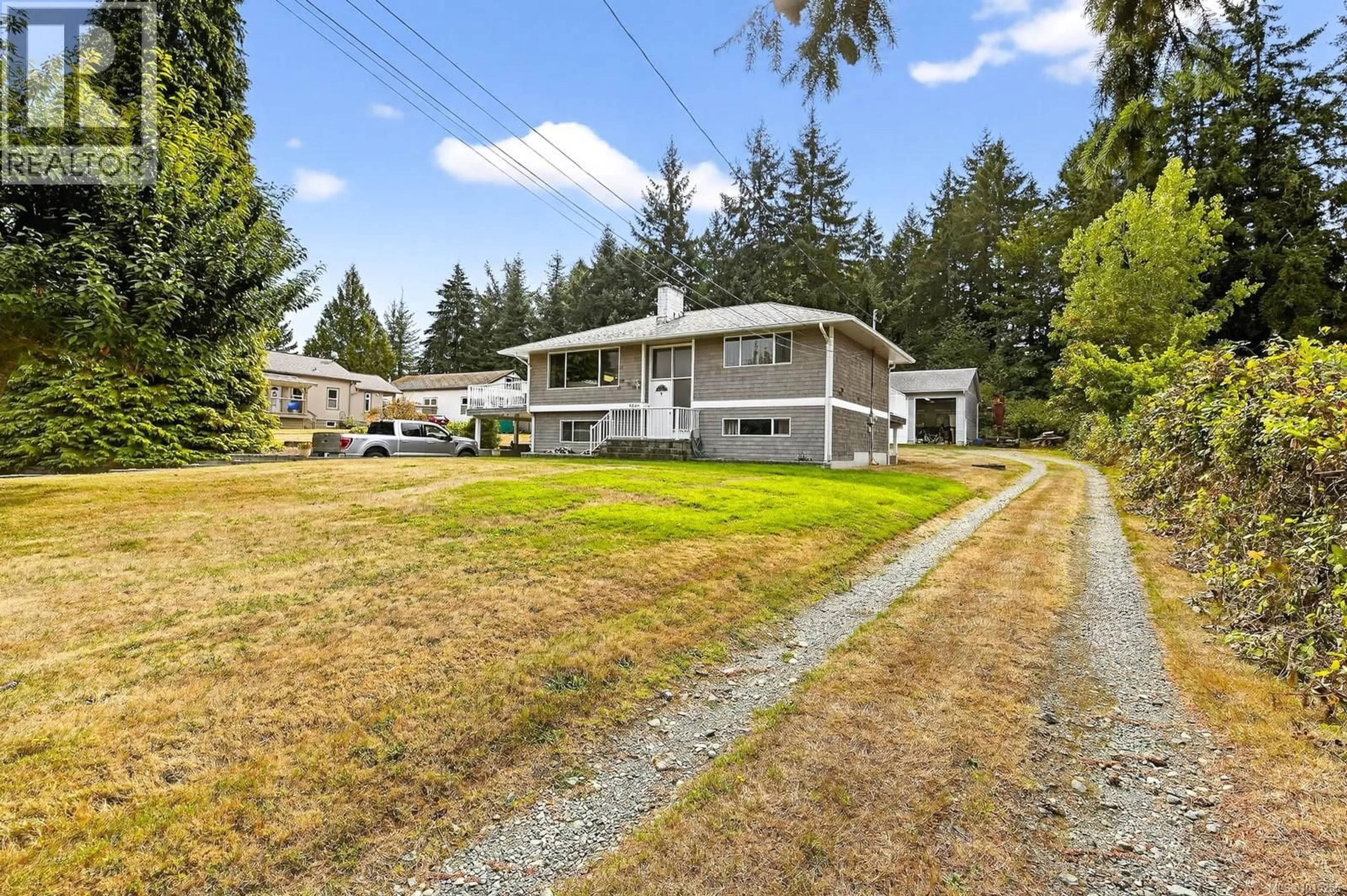 A pic from outside/outdoor area/front of a property/back of a property/a pic from drone, unknown for 5660 GORDON AVENUE, Port Alberni British Columbia V9Y8W3