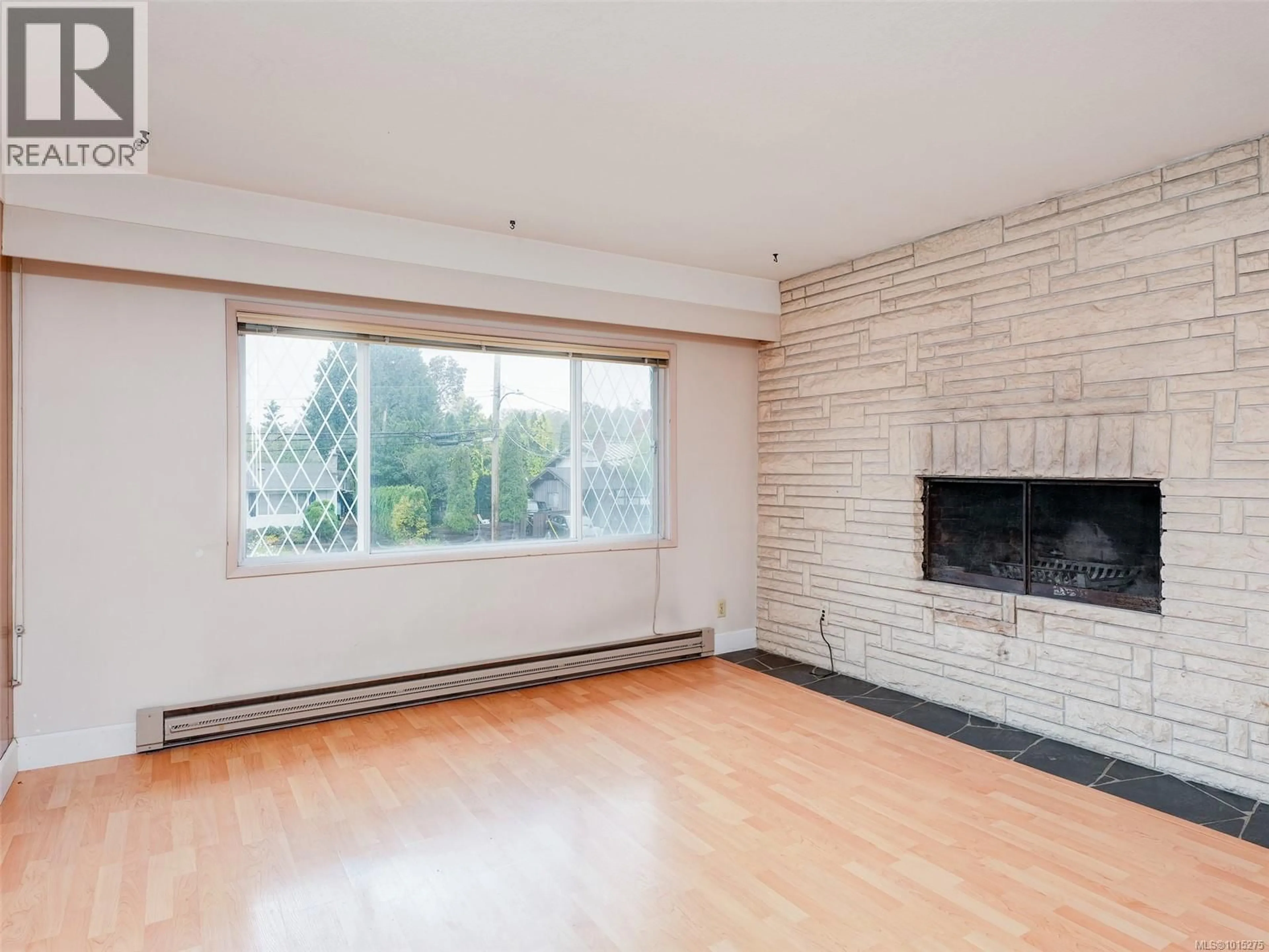 A pic of a room for 970 AMBASSADOR AVENUE, Saanich British Columbia V8X3N2