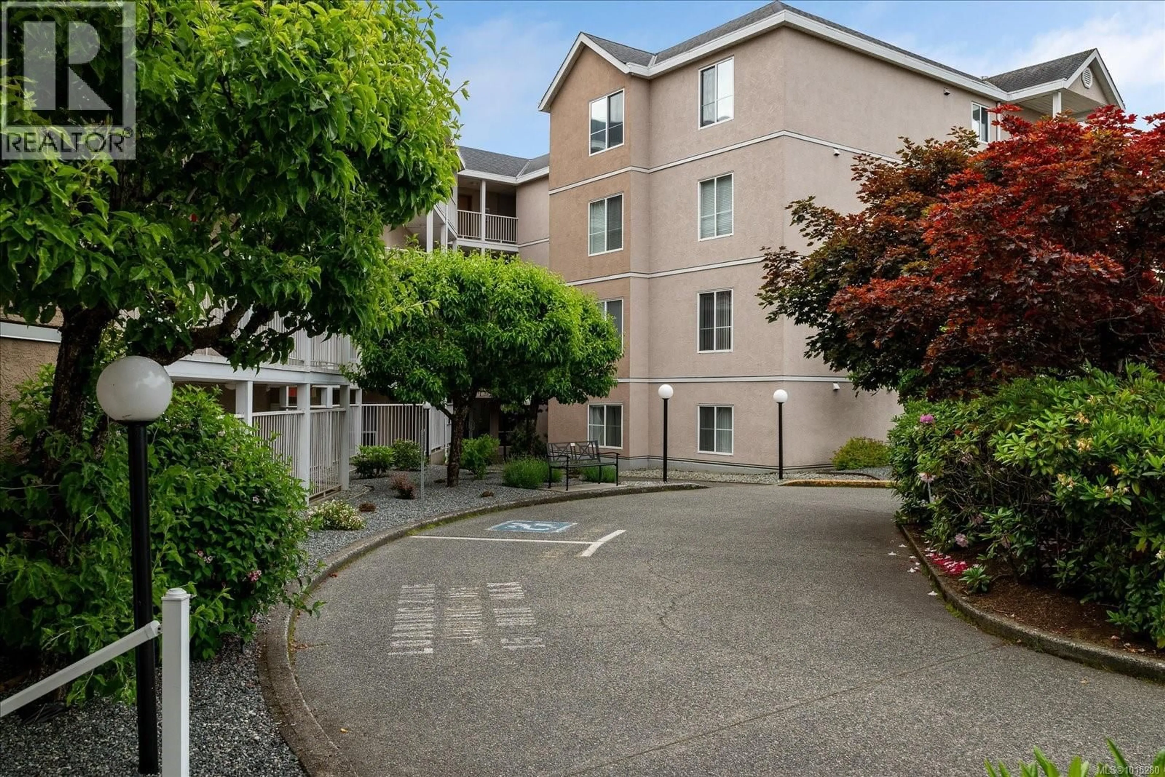 Patio, street for 304 - 4969 WILLS ROAD, Nanaimo British Columbia V9T2K4