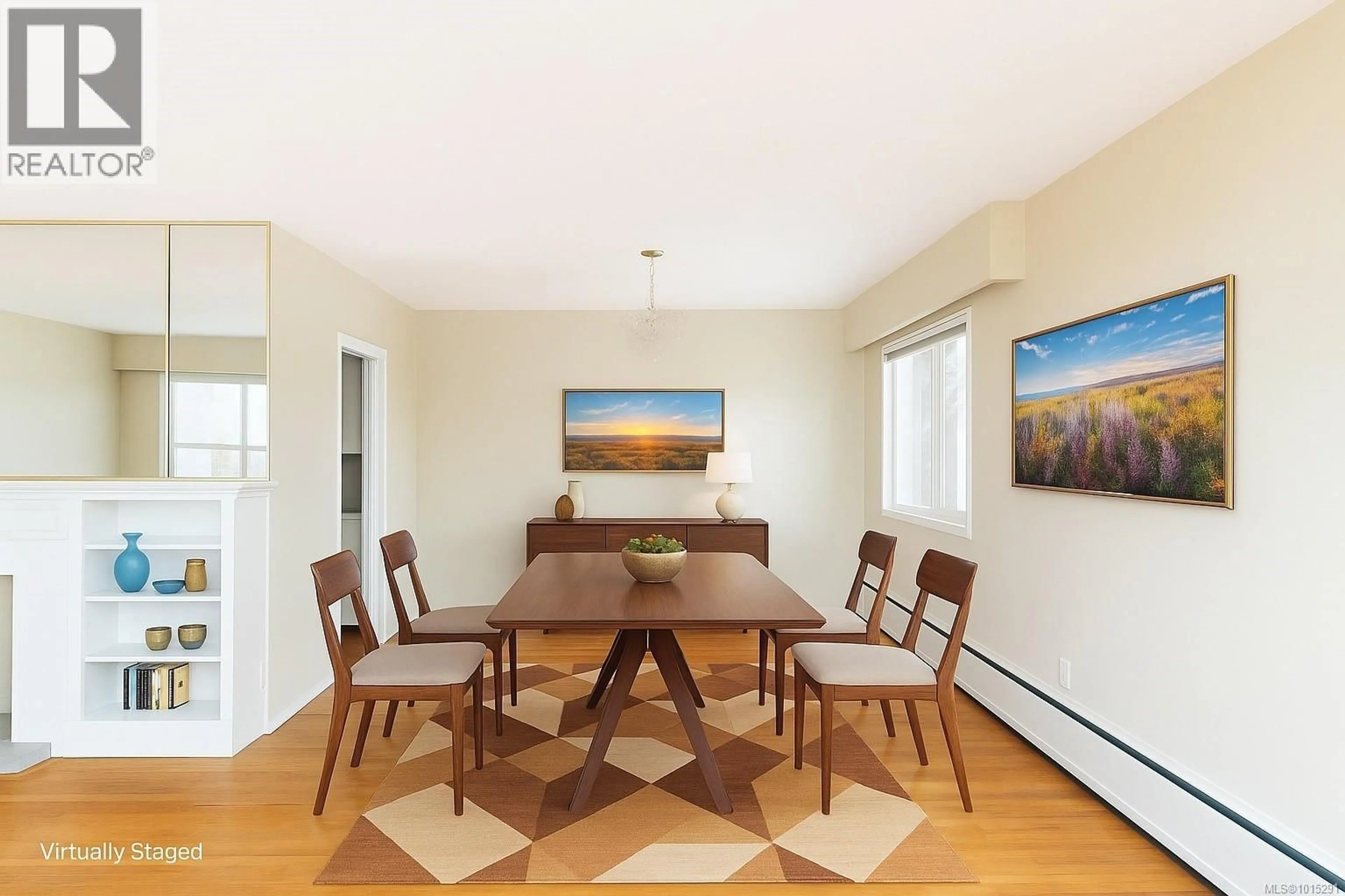 Dining room, wood/laminate floor for 301 - 1318 BEACH DRIVE, Oak Bay British Columbia V8S2N5