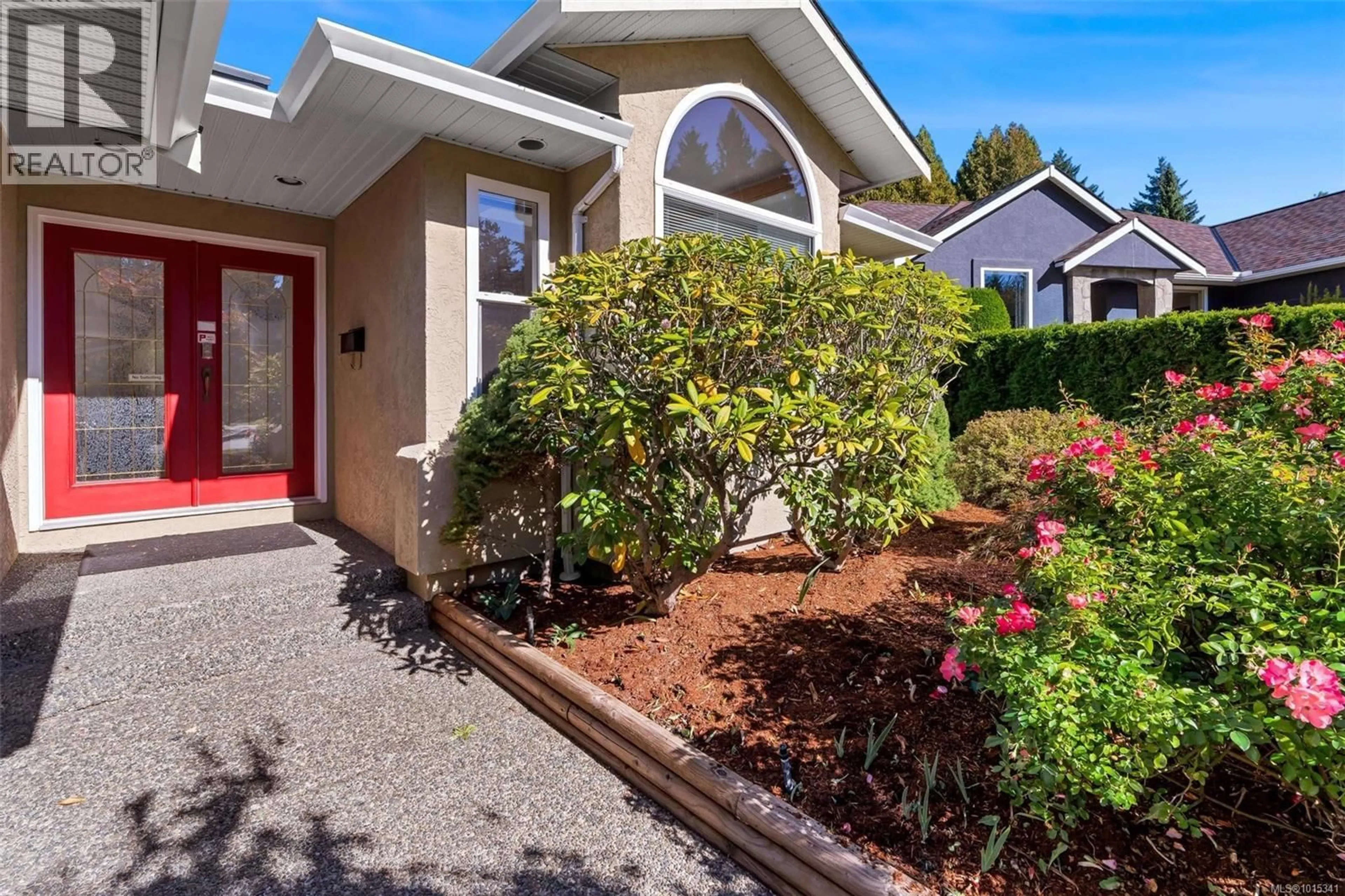 Unknown for 796 WORTHINGTON PLACE, Saanich British Columbia V8Y3J4
