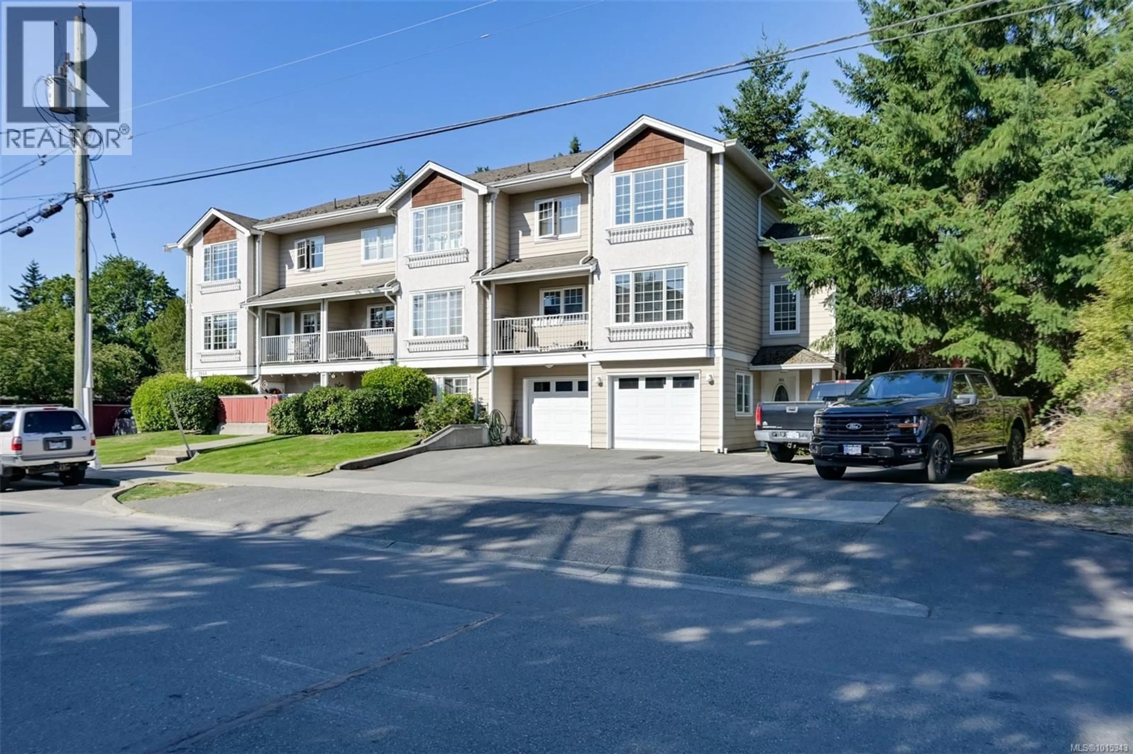 A pic from outside/outdoor area/front of a property/back of a property/a pic from drone, street for 202 - 2644 DEVILLE ROAD, Langford British Columbia V9B3W8