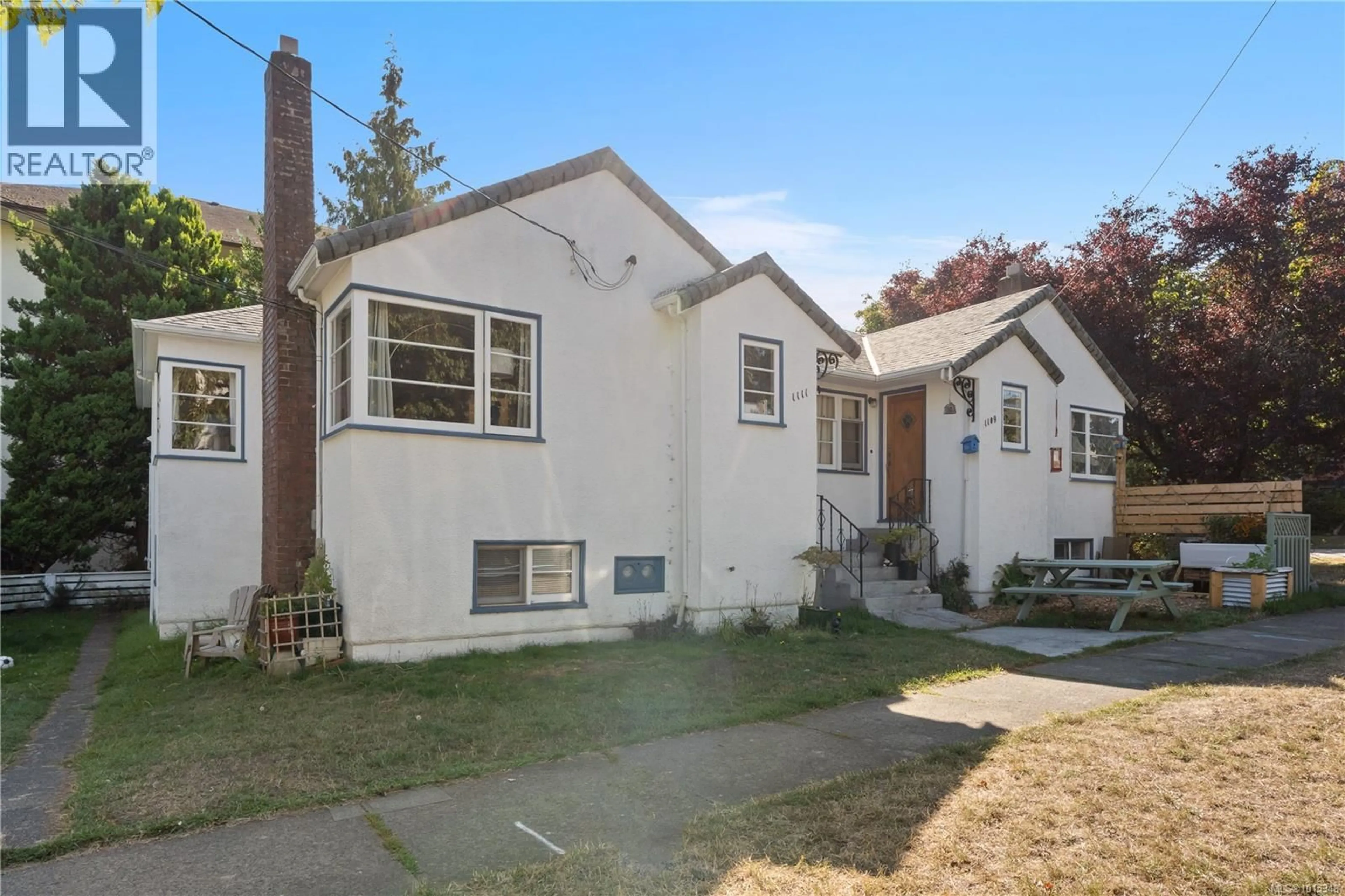 Unknown for 1111 COLLINSON STREET, Victoria British Columbia V8V3C2