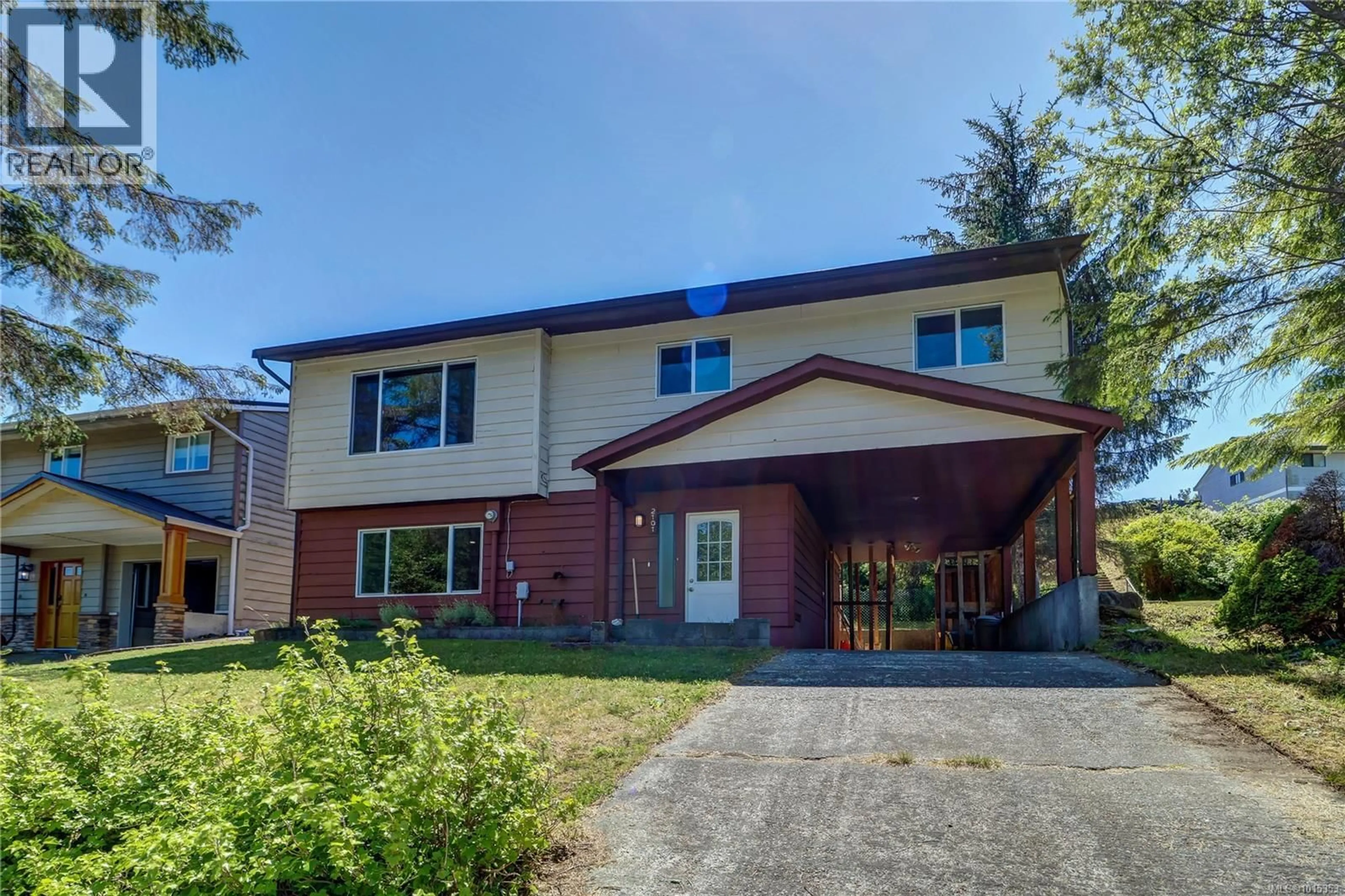 Unknown for 2101 PIONEER HILL, Port McNeill British Columbia V0N2R0