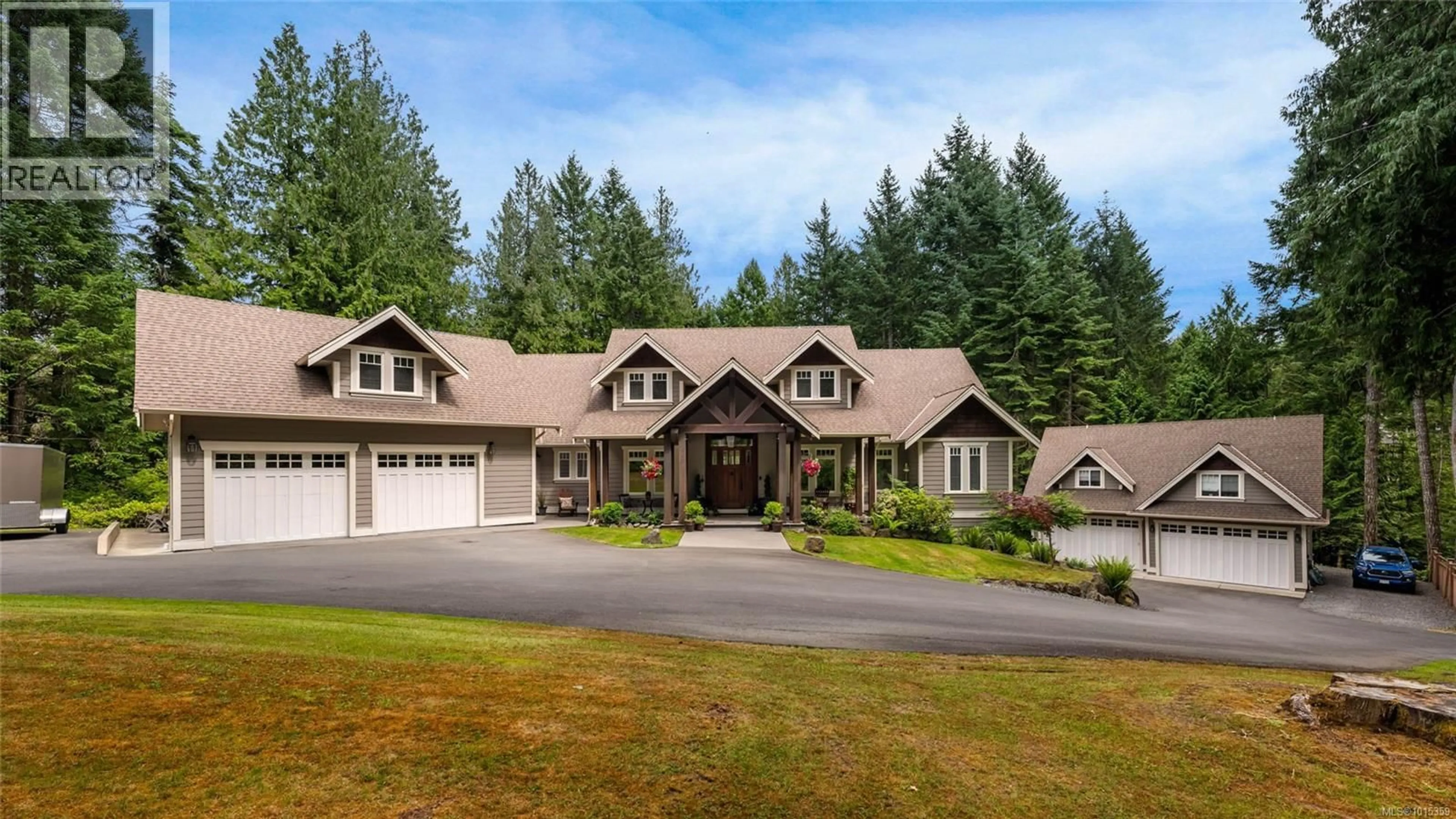 Home with vinyl exterior material, unknown for 1453 WHITE PINE TERRACE, Highlands British Columbia V9B6J3