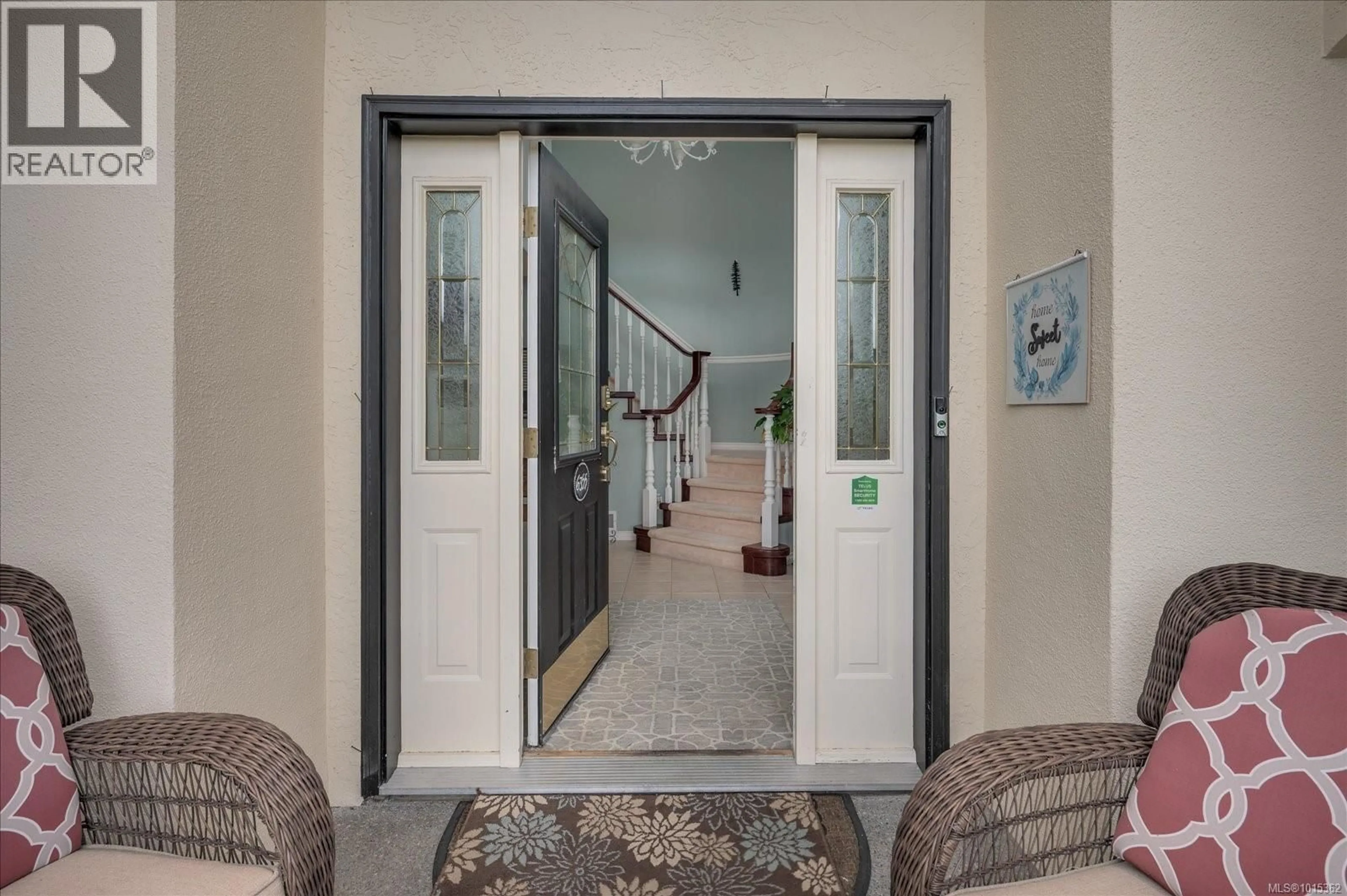 Indoor entryway for 6355 LASALLE ROAD, Nanaimo British Columbia V9V1N6