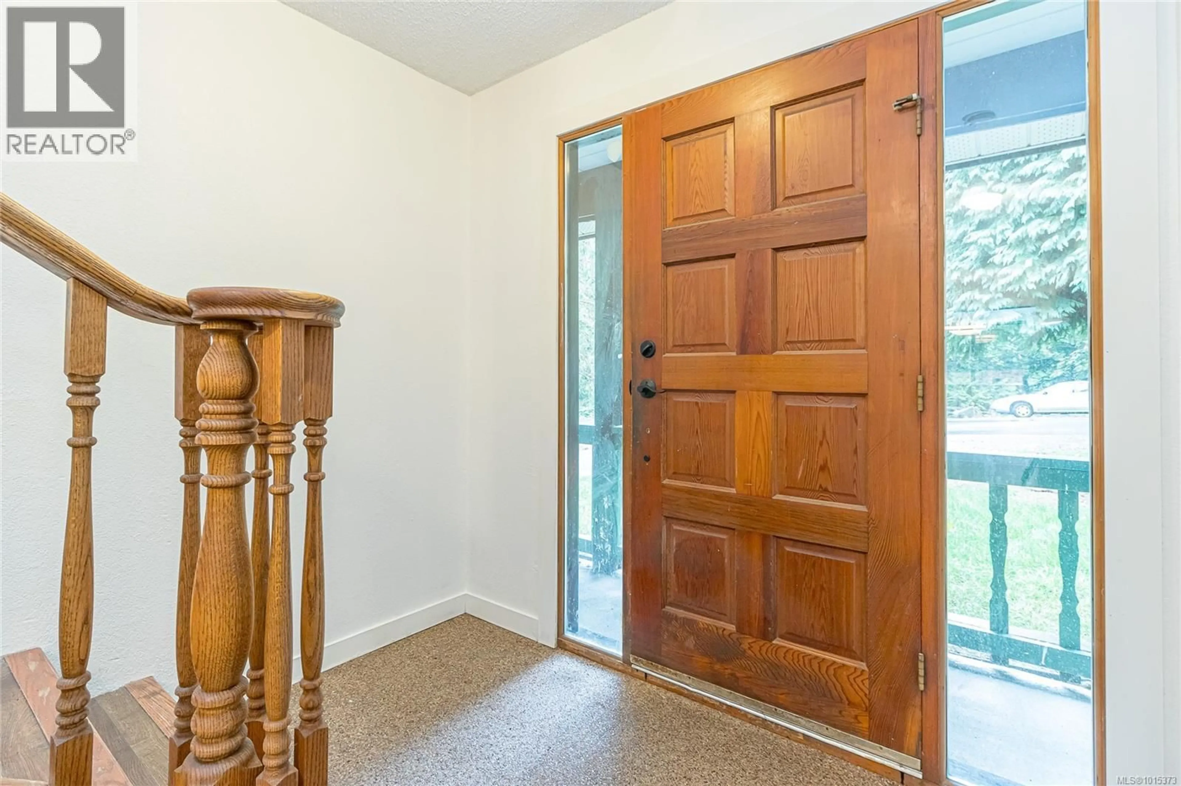 Indoor entryway for 2548 JEANINE DRIVE, Langford British Columbia V9B4X9