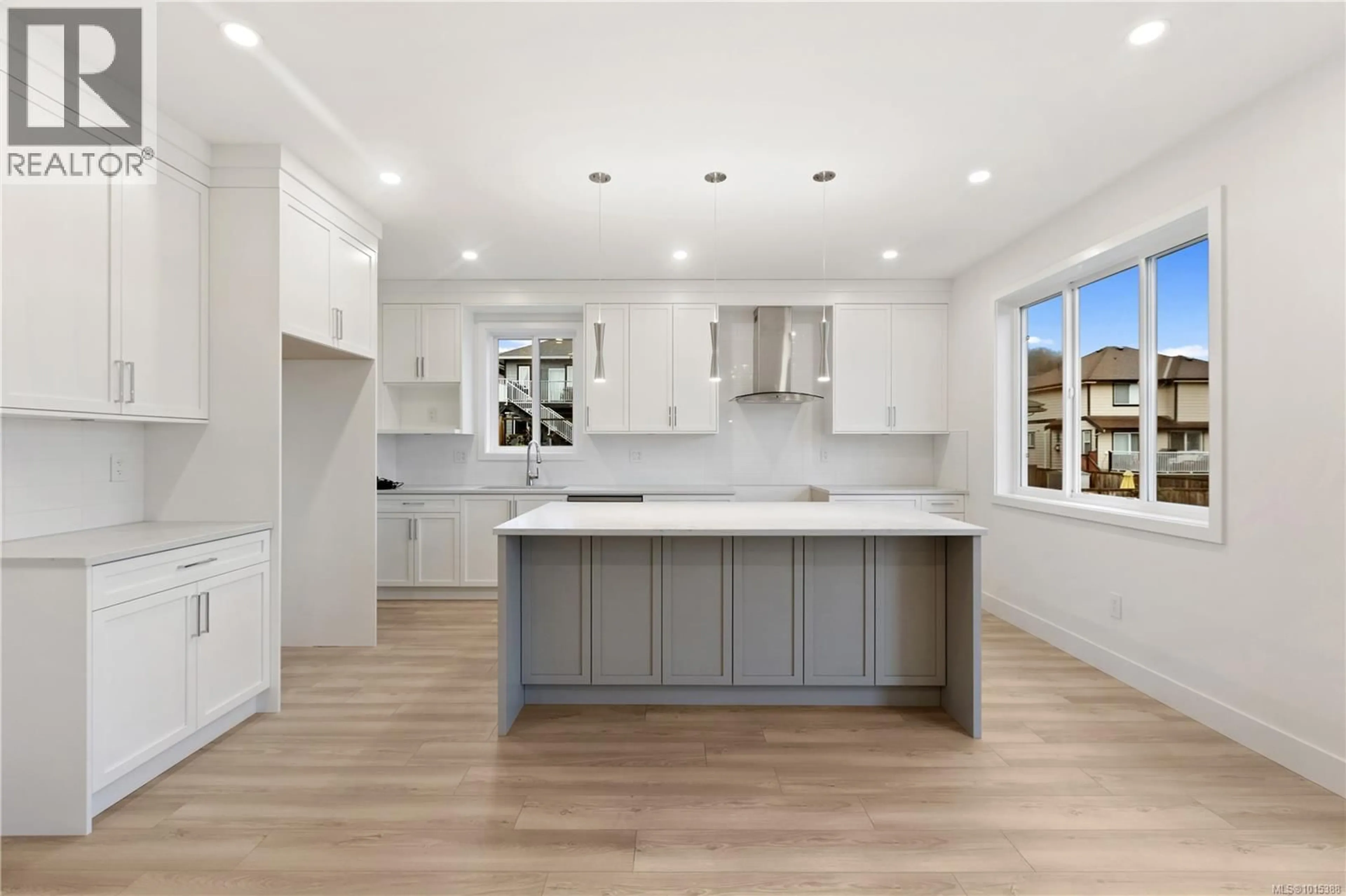 Open concept kitchen, unknown for 776 PLOVER COURT, Langford British Columbia V9B6Y6