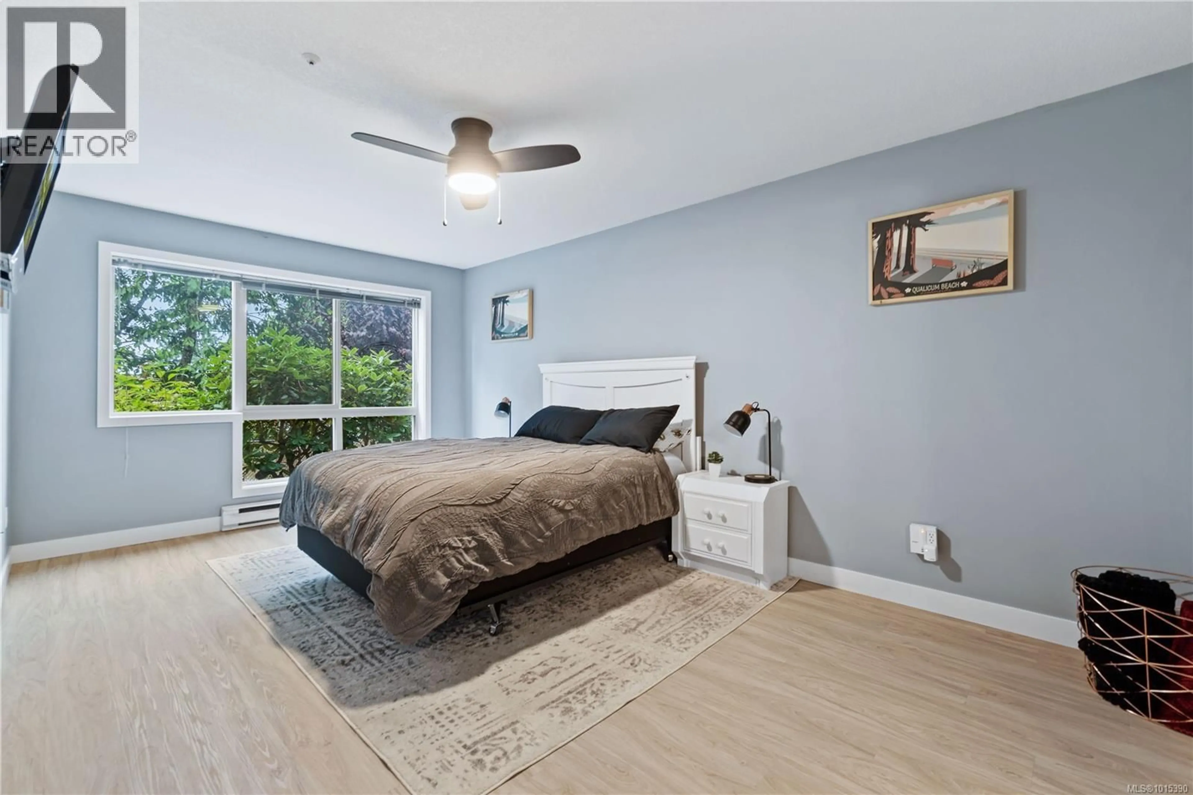 Bedroom with bed, unknown for 108 - 335 HIRST AVENUE WEST, Parksville British Columbia V9P2R5