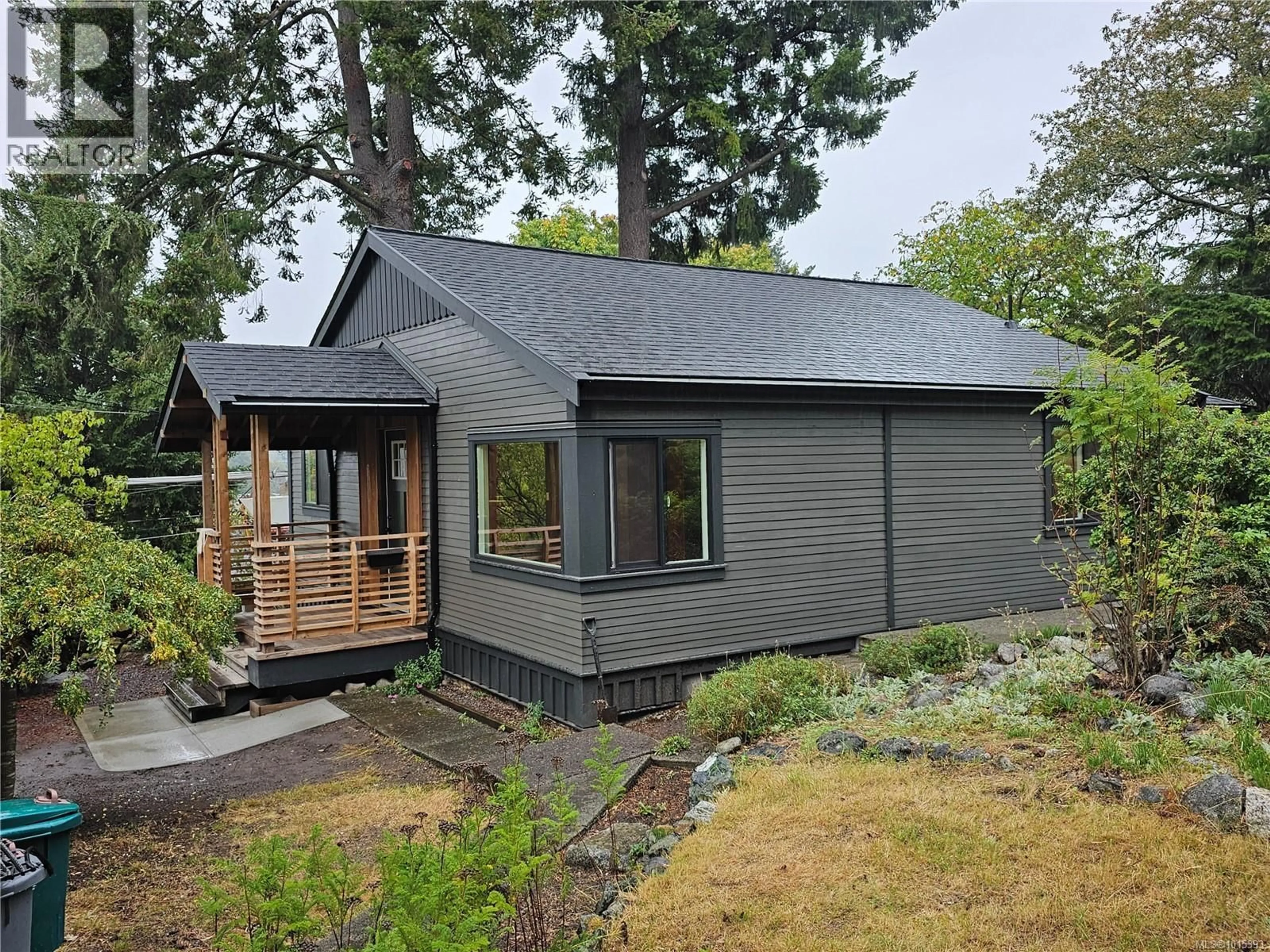 Home with vinyl exterior material, unknown for 227 STORMONT ROAD, View Royal British Columbia V9B1P7