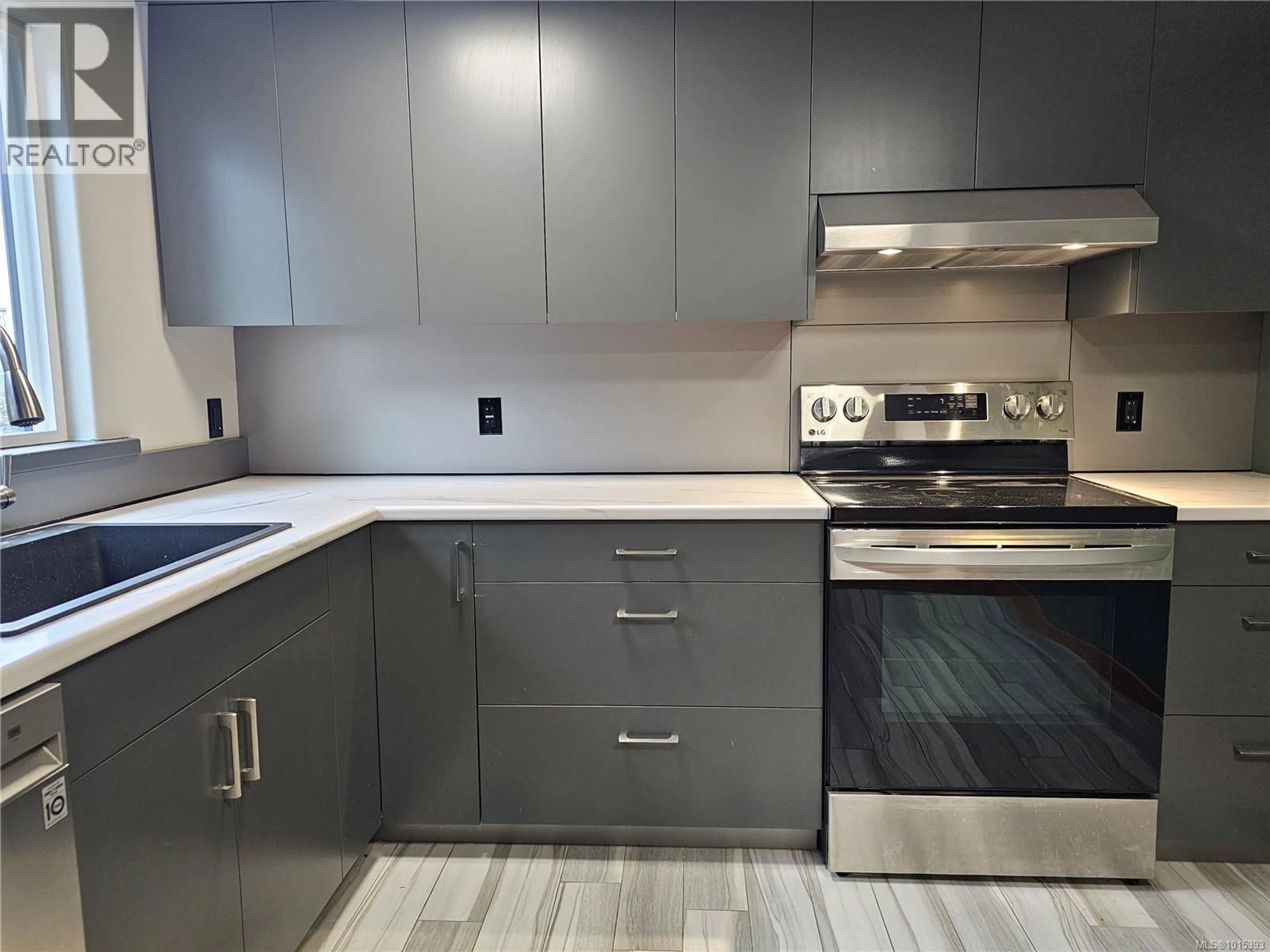 Standard kitchen, unknown for 227 STORMONT ROAD, View Royal British Columbia V9B1P7