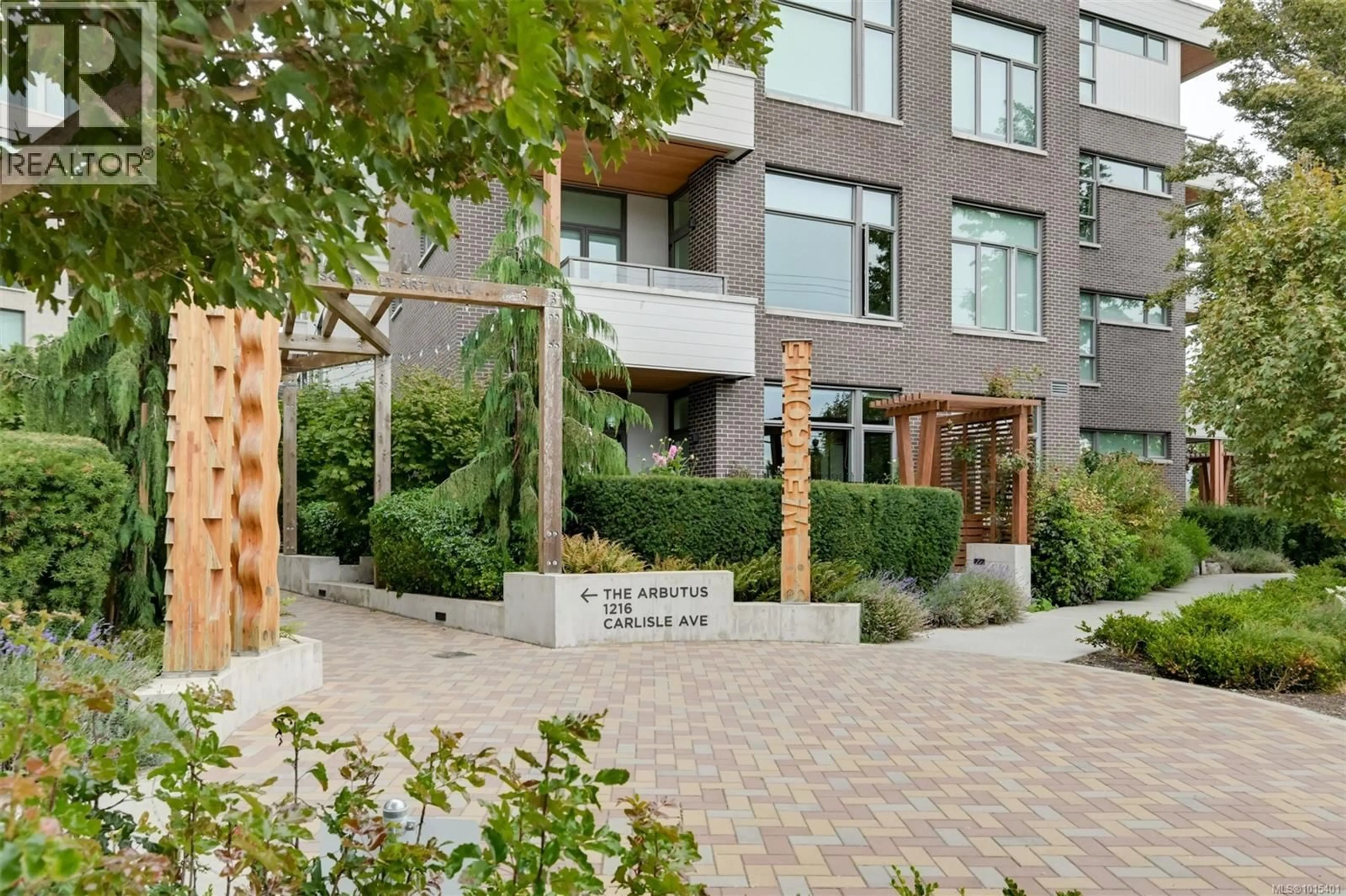 Unknown for 107 - 1216 CARLISLE AVENUE, Esquimalt British Columbia V9A0H5