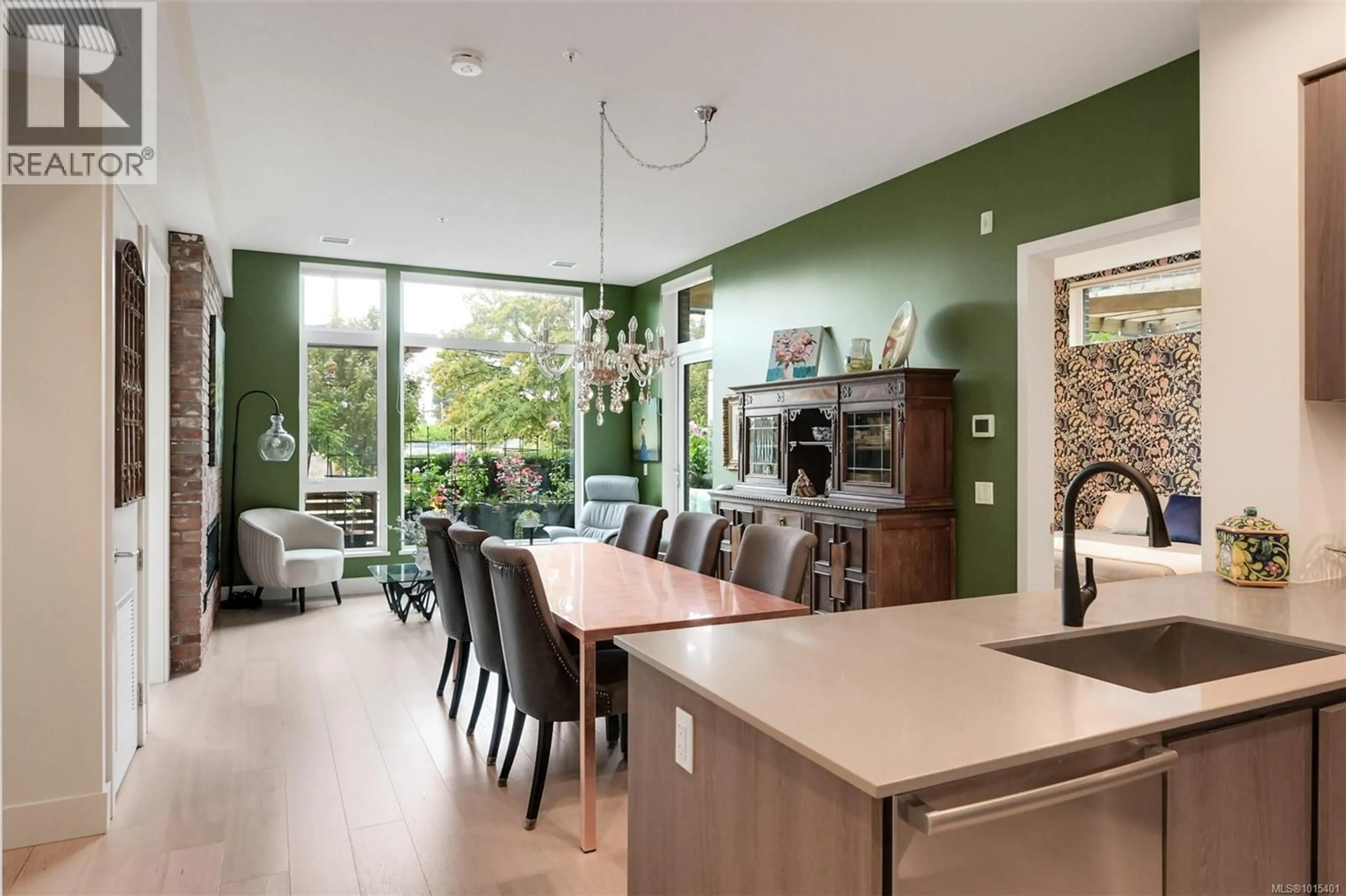 Open concept kitchen, unknown for 107 - 1216 CARLISLE AVENUE, Esquimalt British Columbia V9A0H5