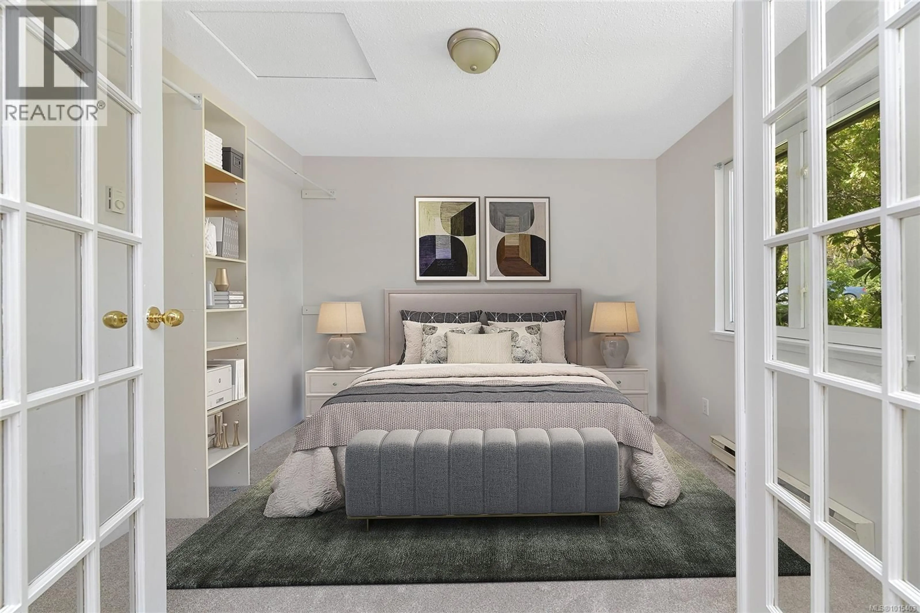 Bedroom with bed, unknown for 1199 GLEN TARA LANE, Saanich British Columbia V8Z6Z4