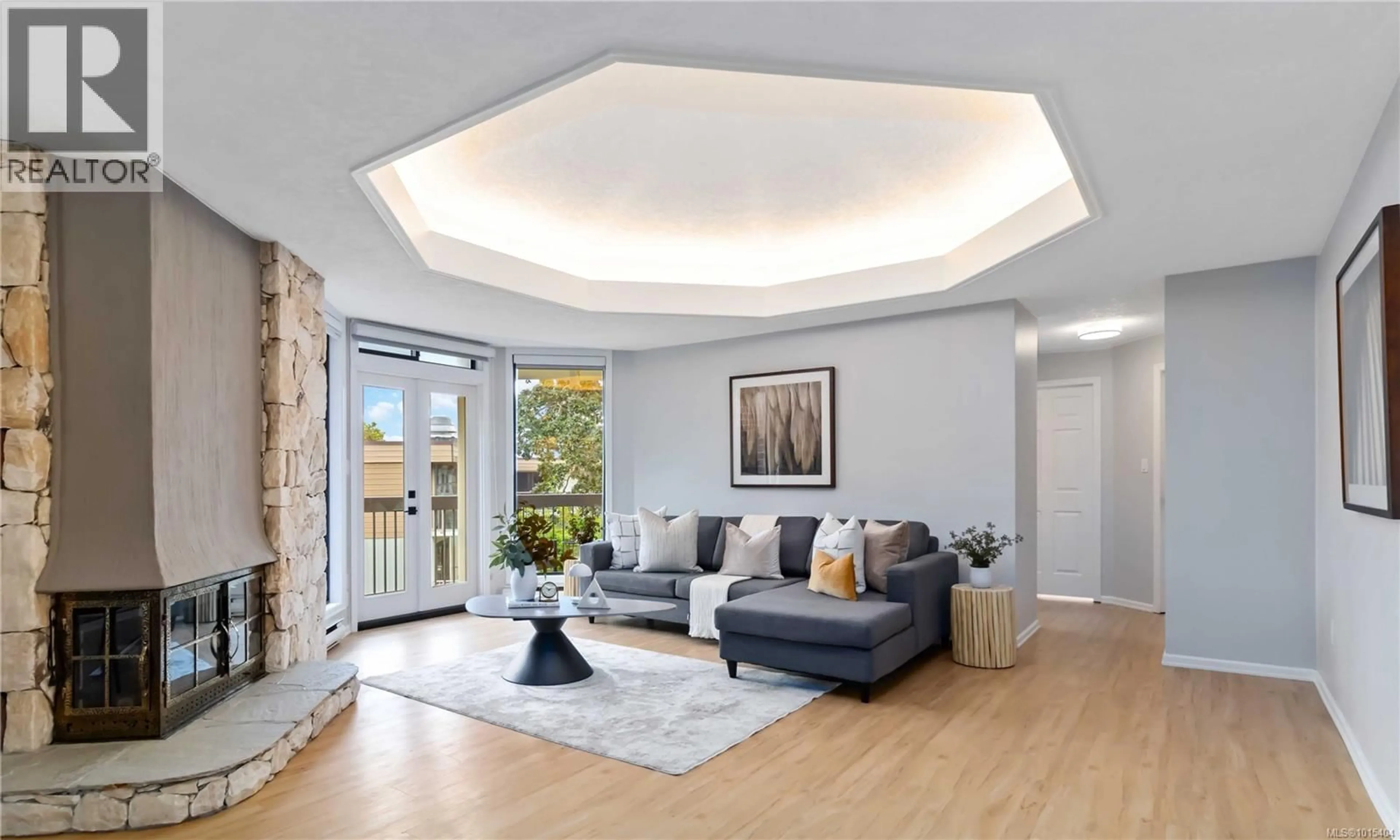 Living room with furniture, unknown for 408 - 2119 OAK BAY AVENUE, Oak Bay British Columbia V8R1E8
