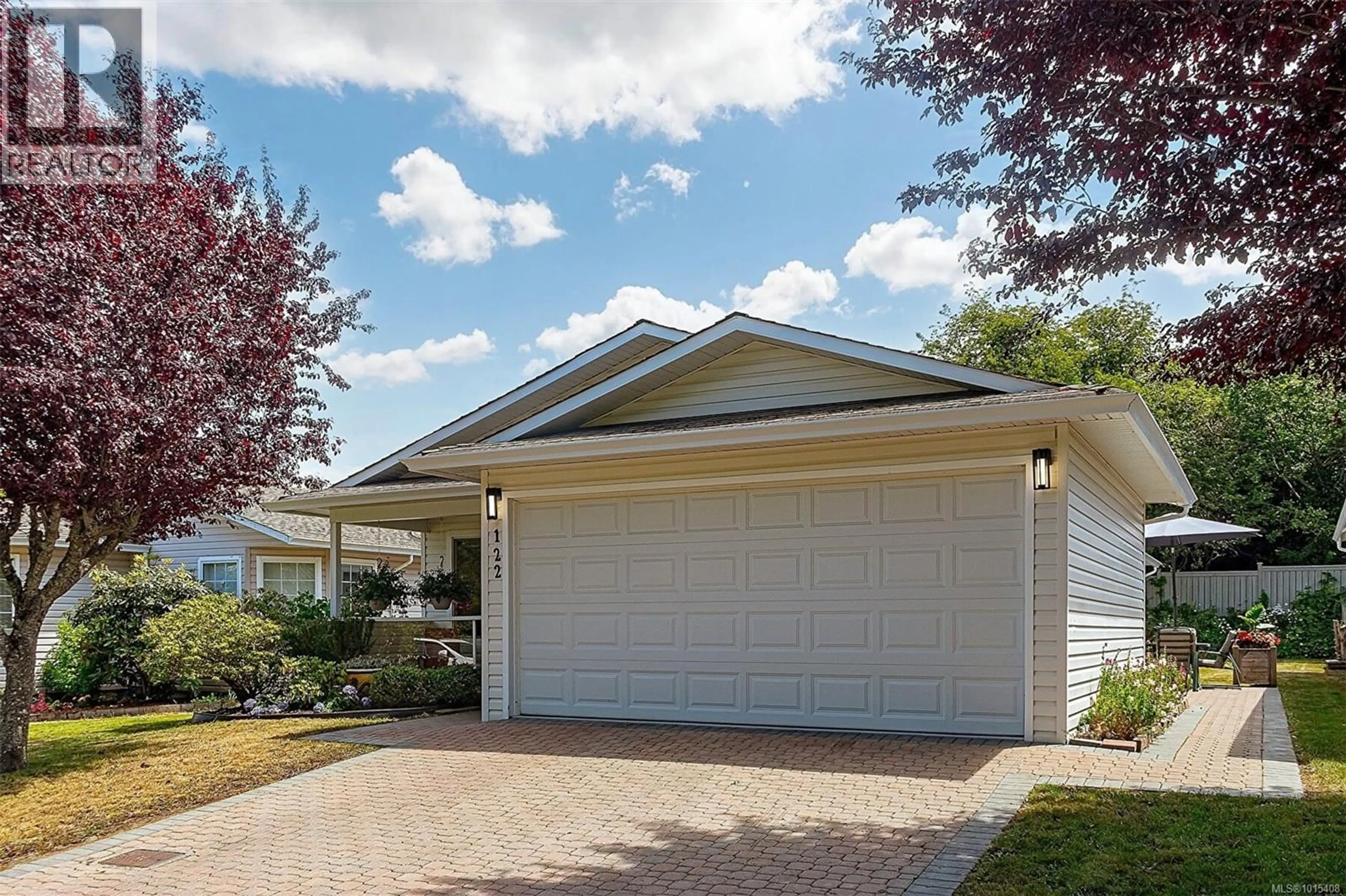 Home with vinyl exterior material, street for 122 CAMAS LANE, View Royal British Columbia V9A7M2