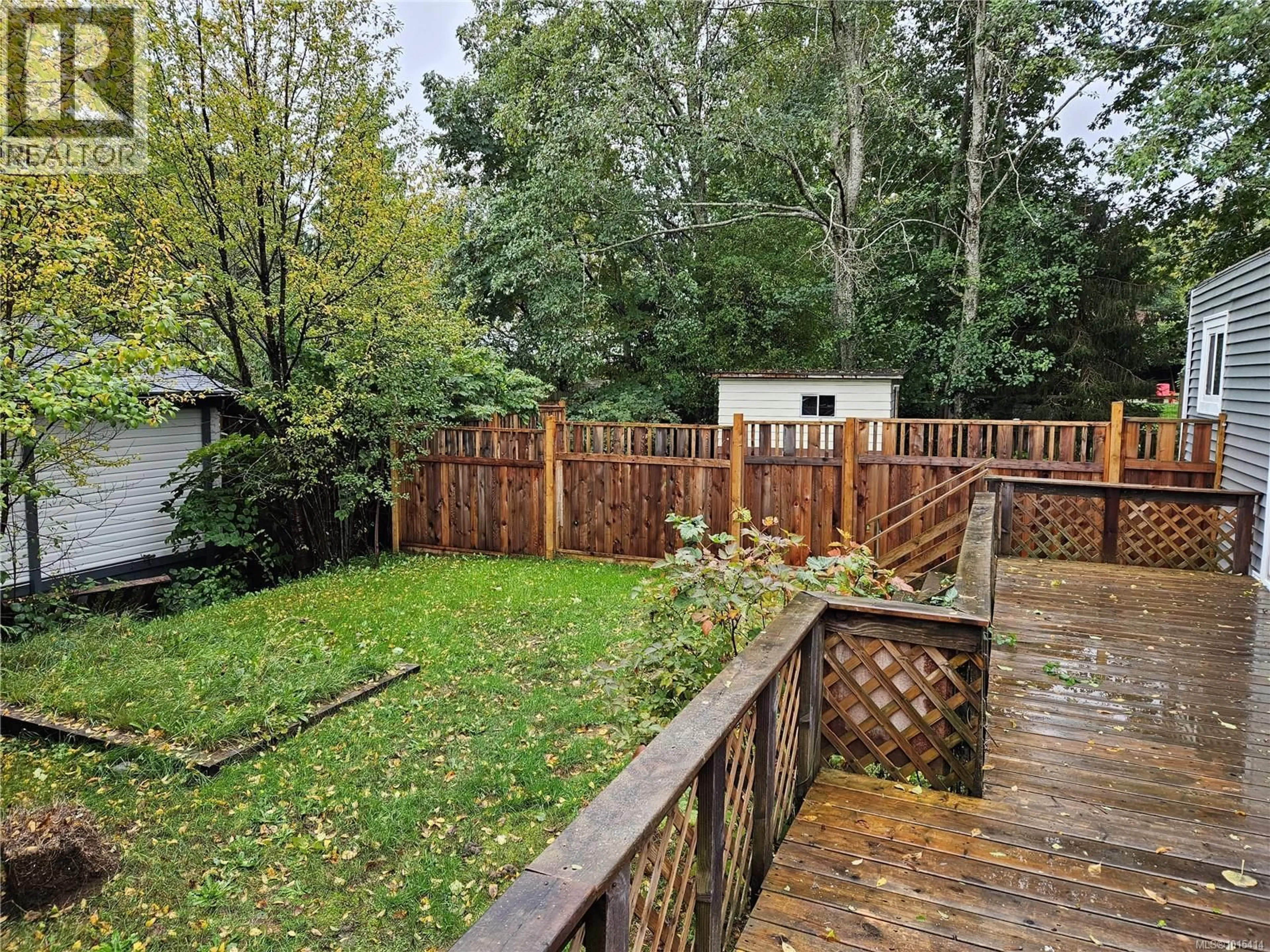 Patio, forest/trees view for 93 LYNNWOOD ROAD, Campbell River British Columbia V9H1G9