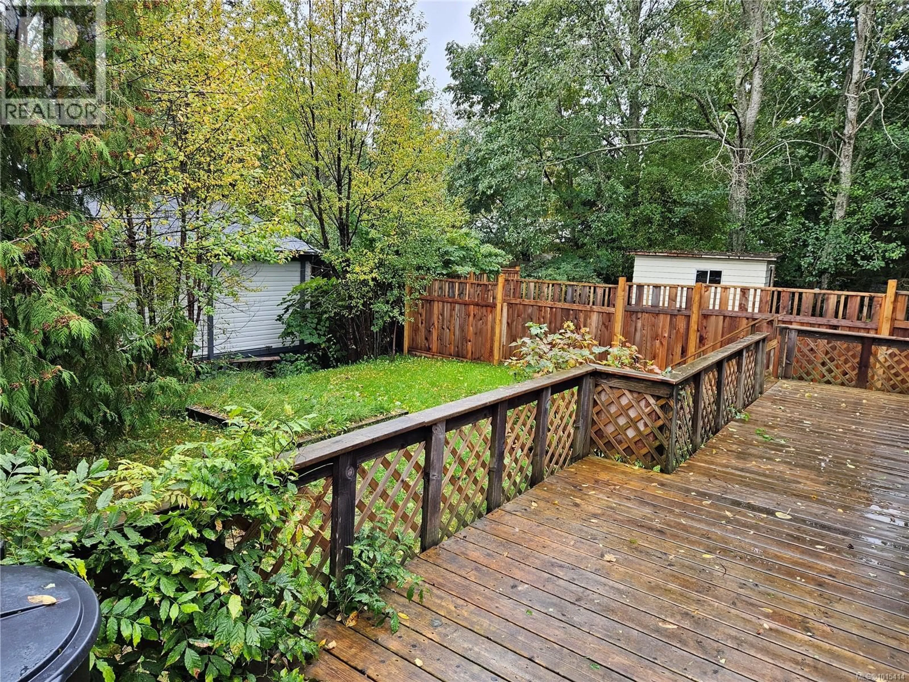 Patio, forest/trees view for 93 LYNNWOOD ROAD, Campbell River British Columbia V9H1G9