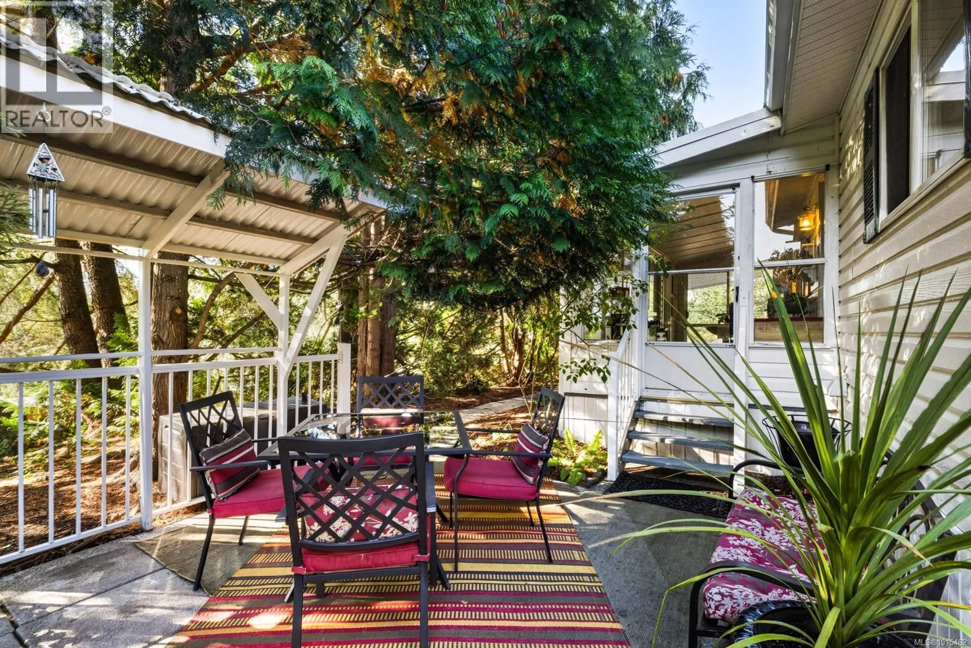 Patio, street for 12 - 1927 TZOUHALEM ROAD, Duncan British Columbia V9L5K5