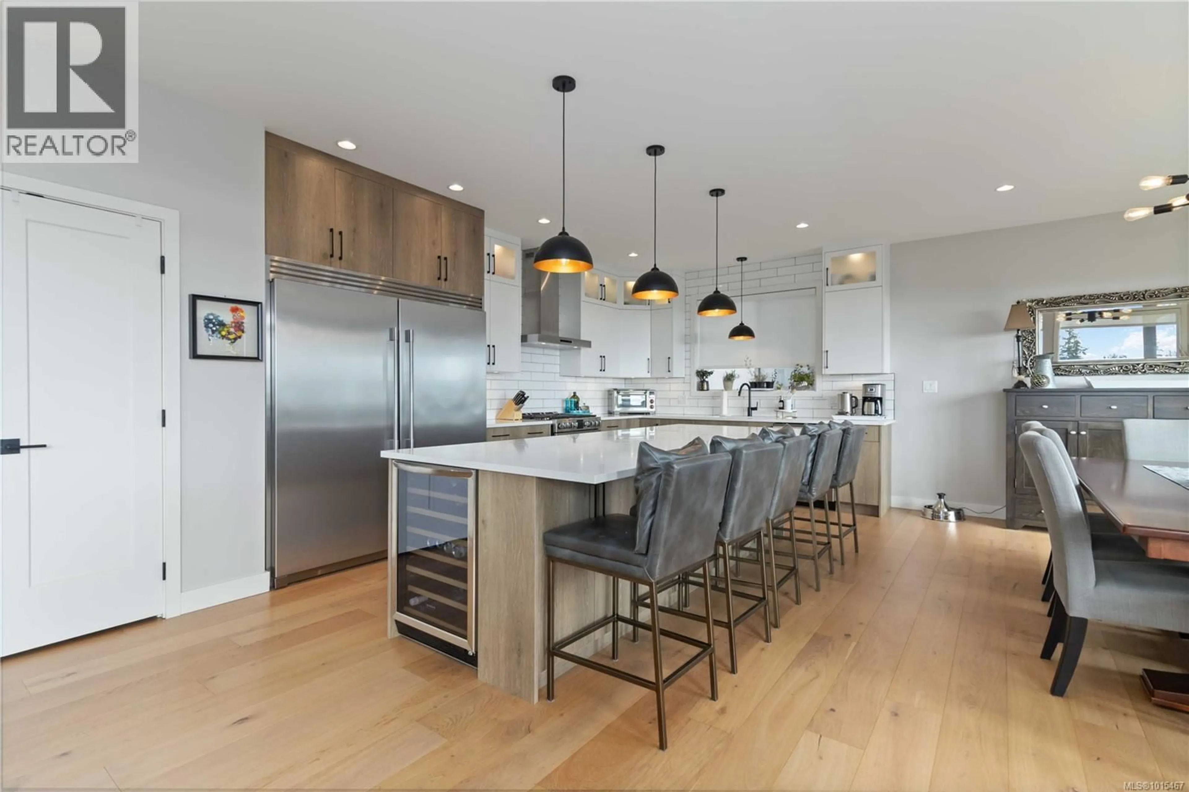 Contemporary kitchen, unknown for 3479 OCEANA LANE, Colwood British Columbia V8W0C5